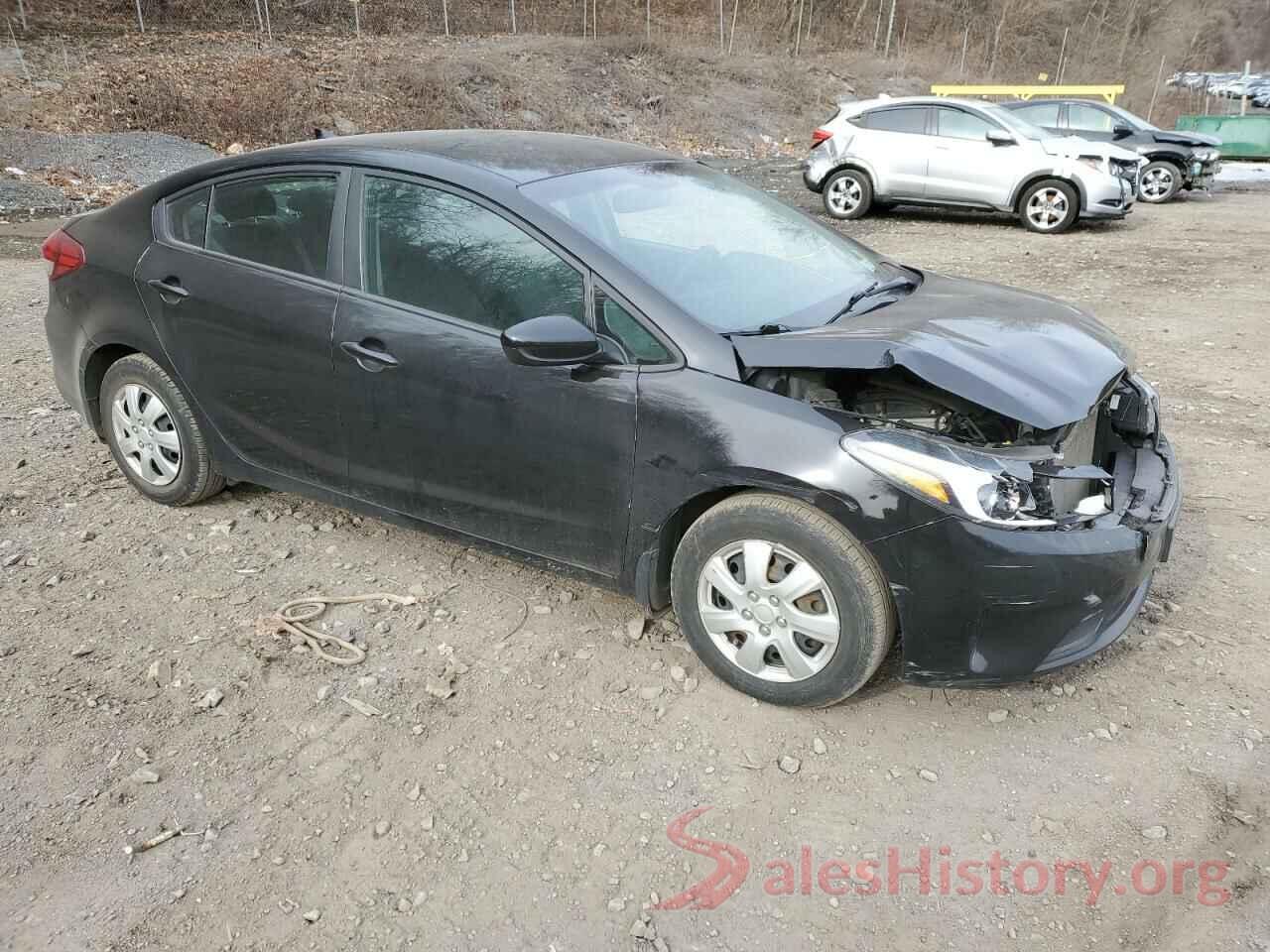 3KPFK4A75JE211422 2018 KIA FORTE