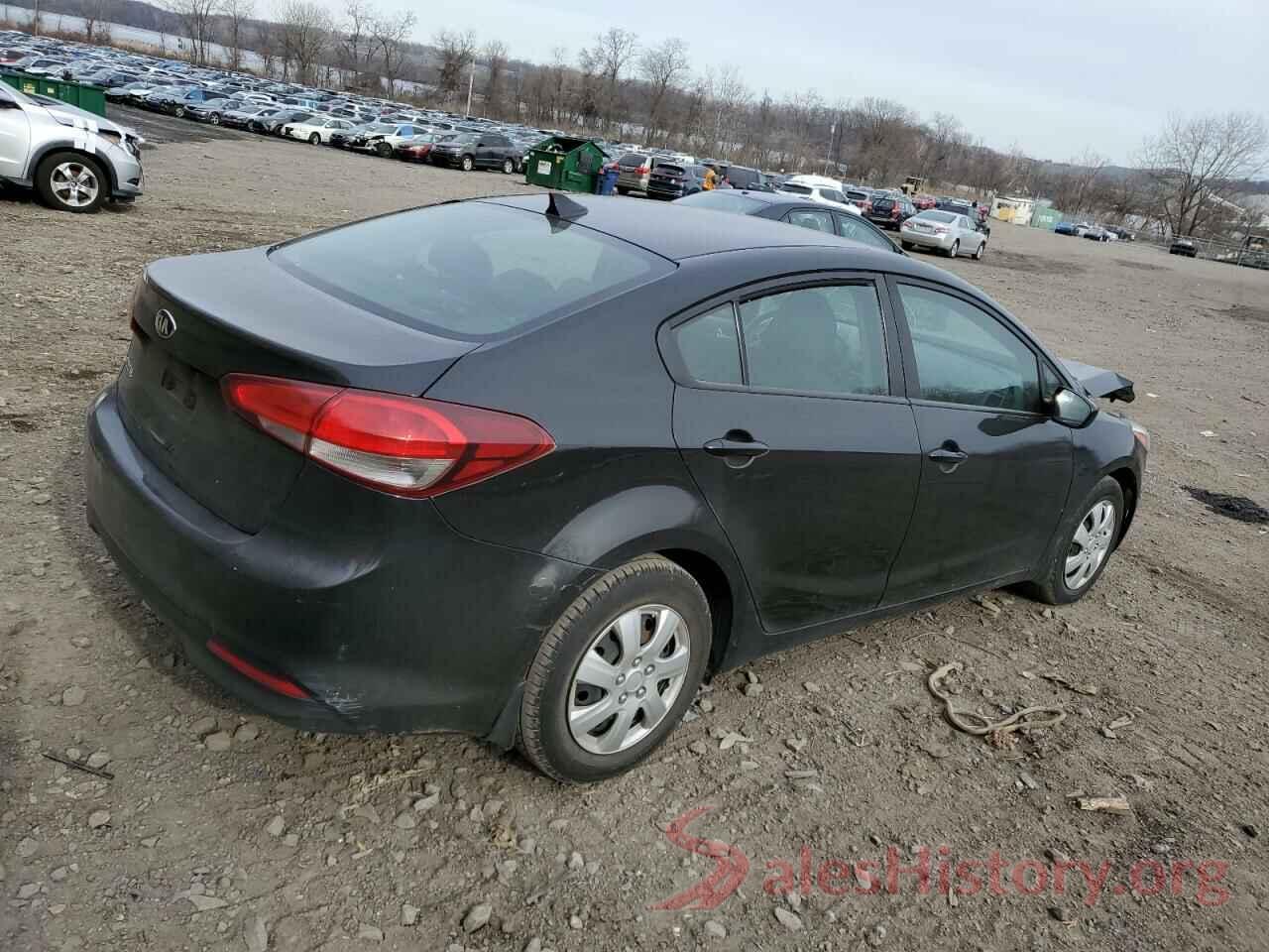 3KPFK4A75JE211422 2018 KIA FORTE