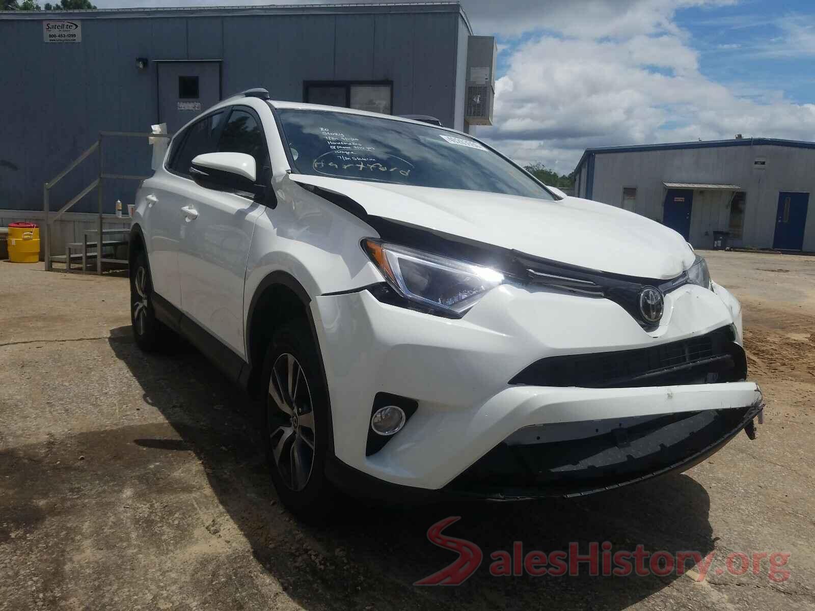 JTMWFREV2HJ115660 2017 TOYOTA RAV4