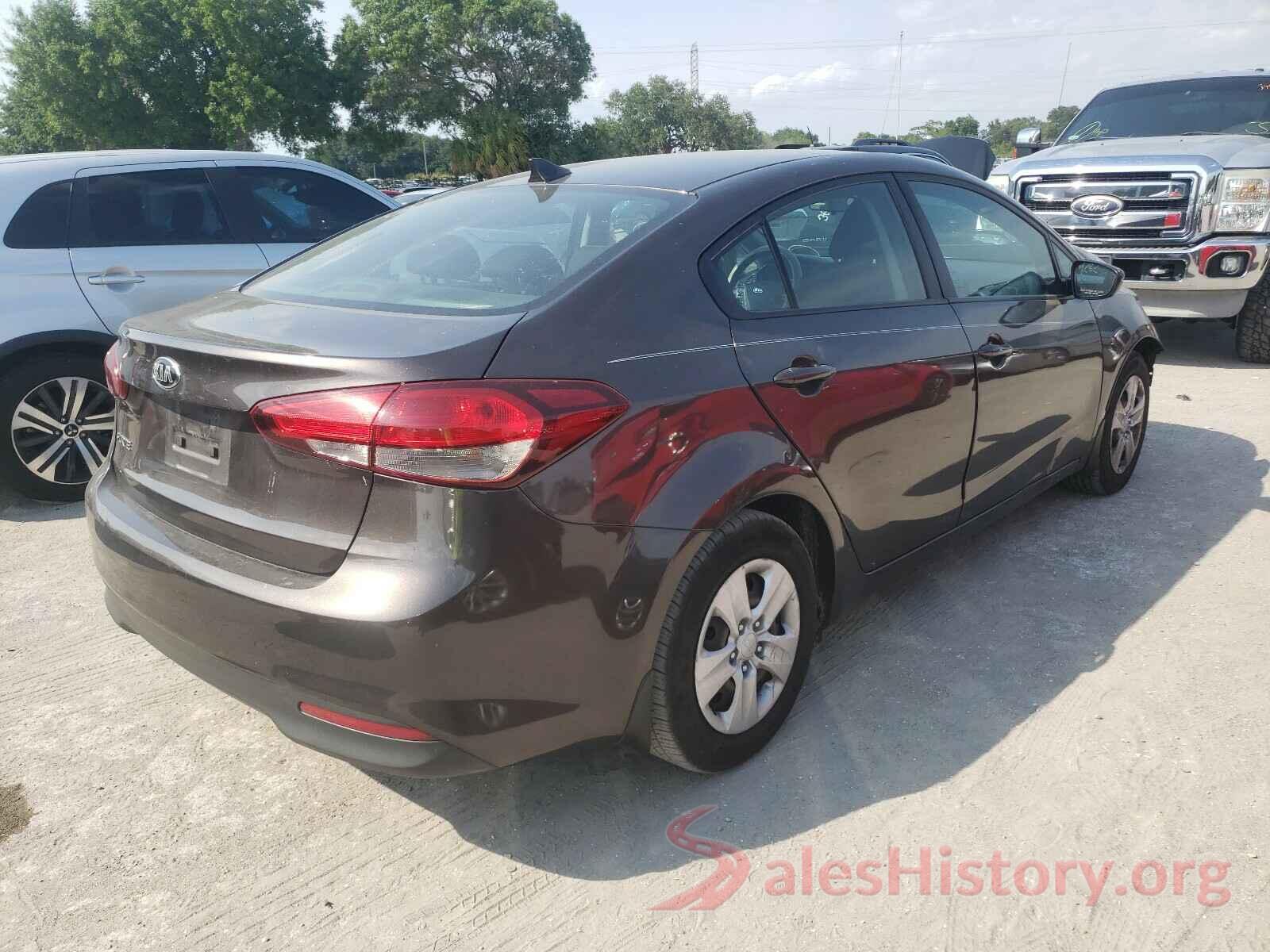 3KPFK4A75HE147974 2017 KIA FORTE