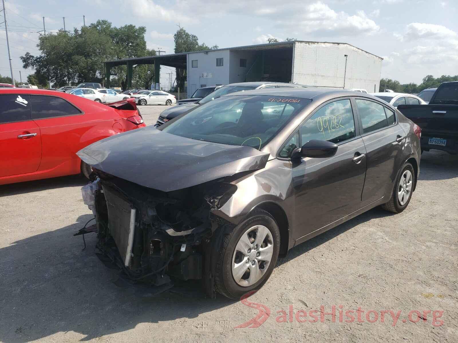 3KPFK4A75HE147974 2017 KIA FORTE