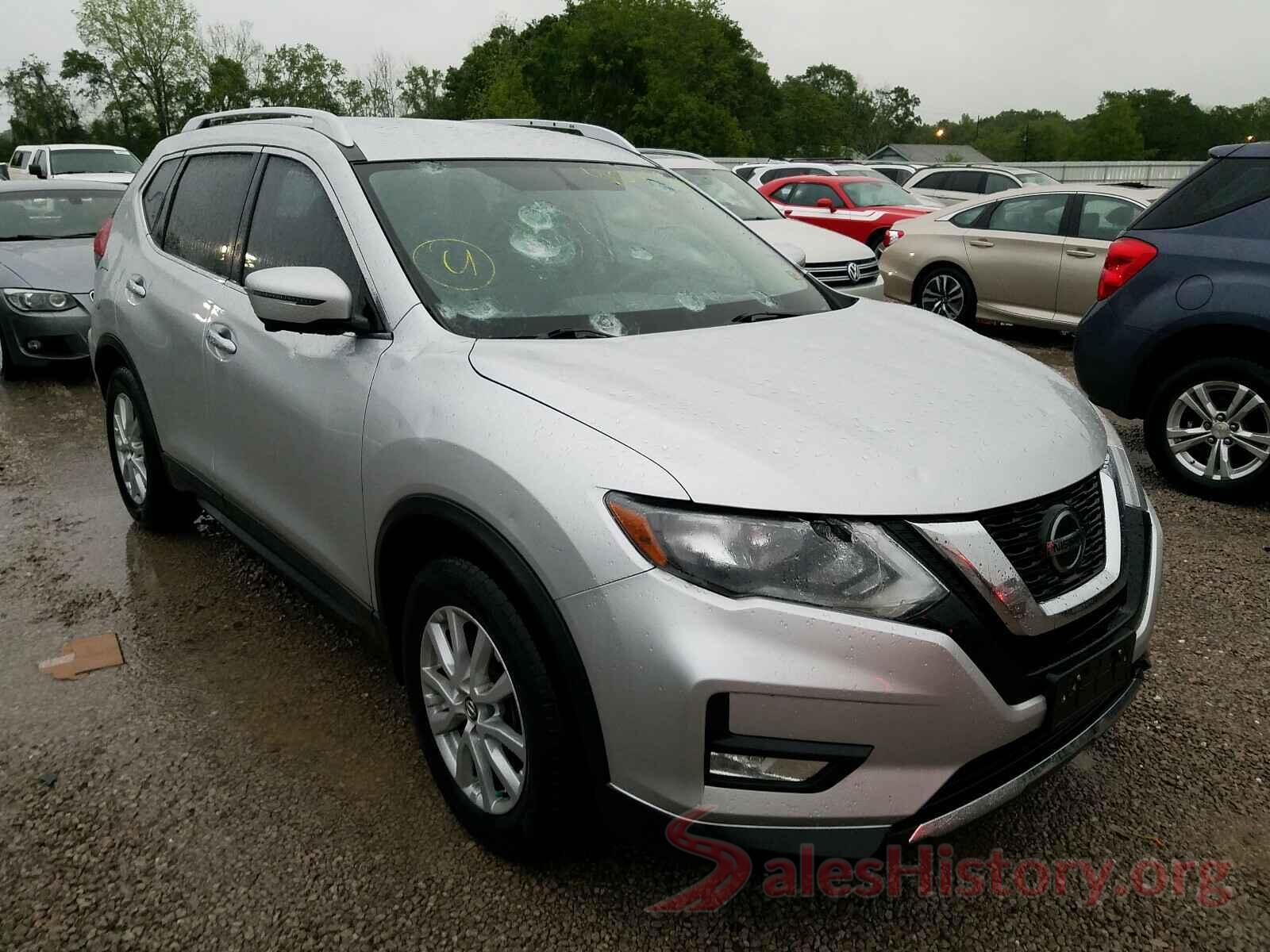 KNMAT2MT6JP598535 2018 NISSAN ROGUE