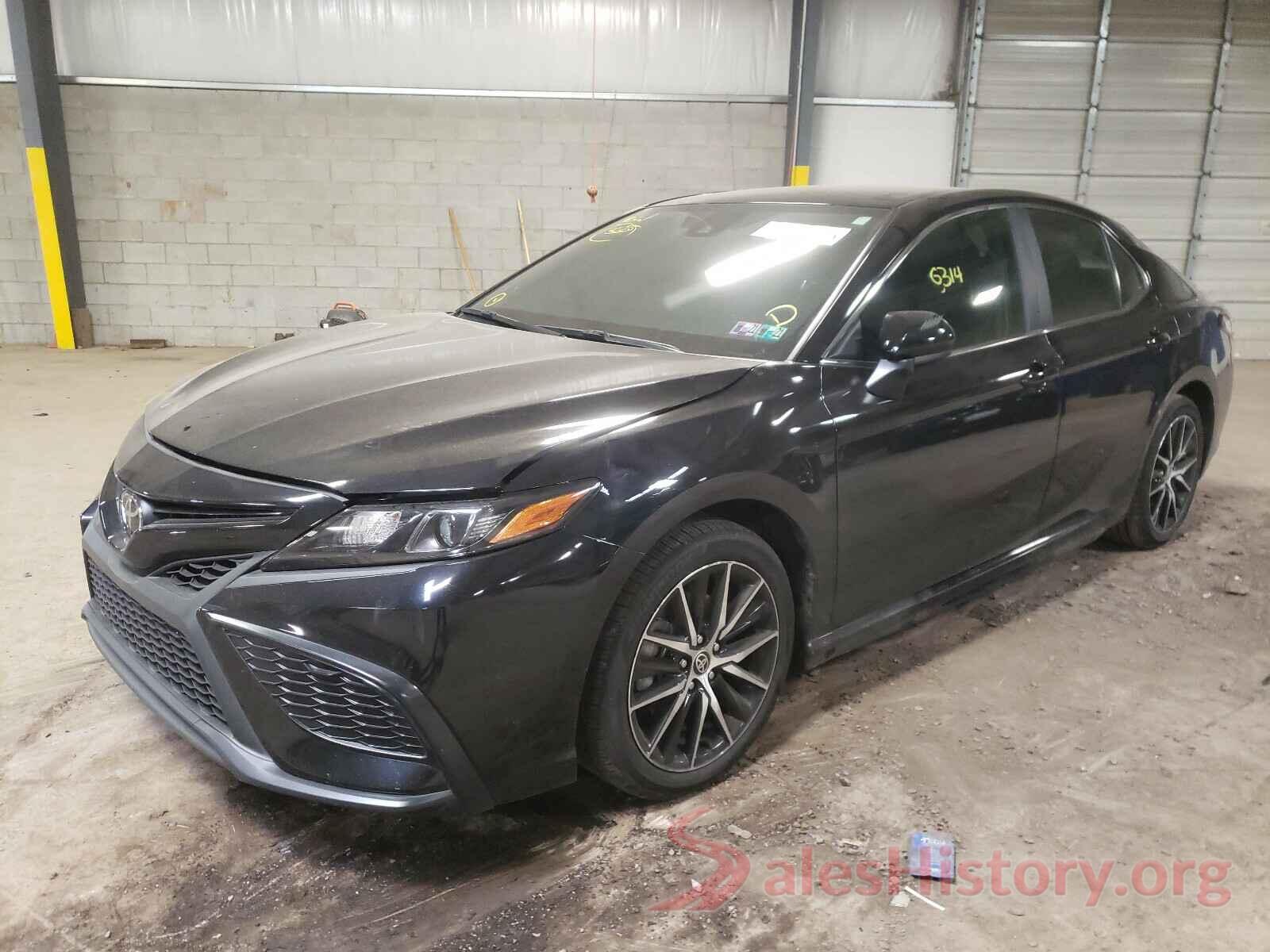 4T1G11AK7MU512799 2021 TOYOTA CAMRY