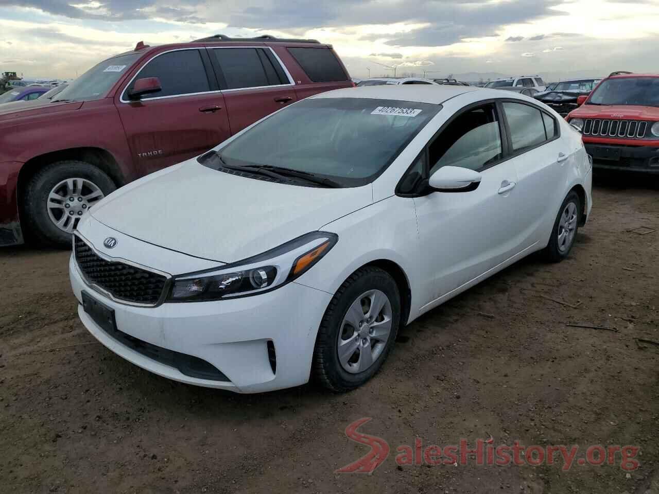 3KPFK4A77JE233406 2018 KIA FORTE