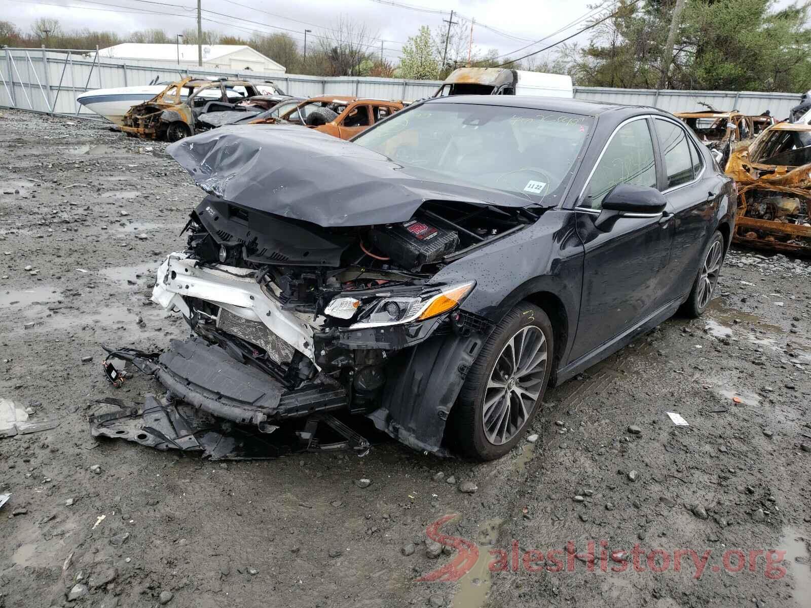 JTNB11HKXJ3040650 2018 TOYOTA CAMRY