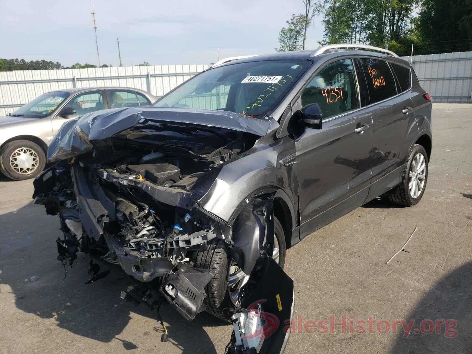 1FMCU9J95JUA65323 2018 FORD ESCAPE