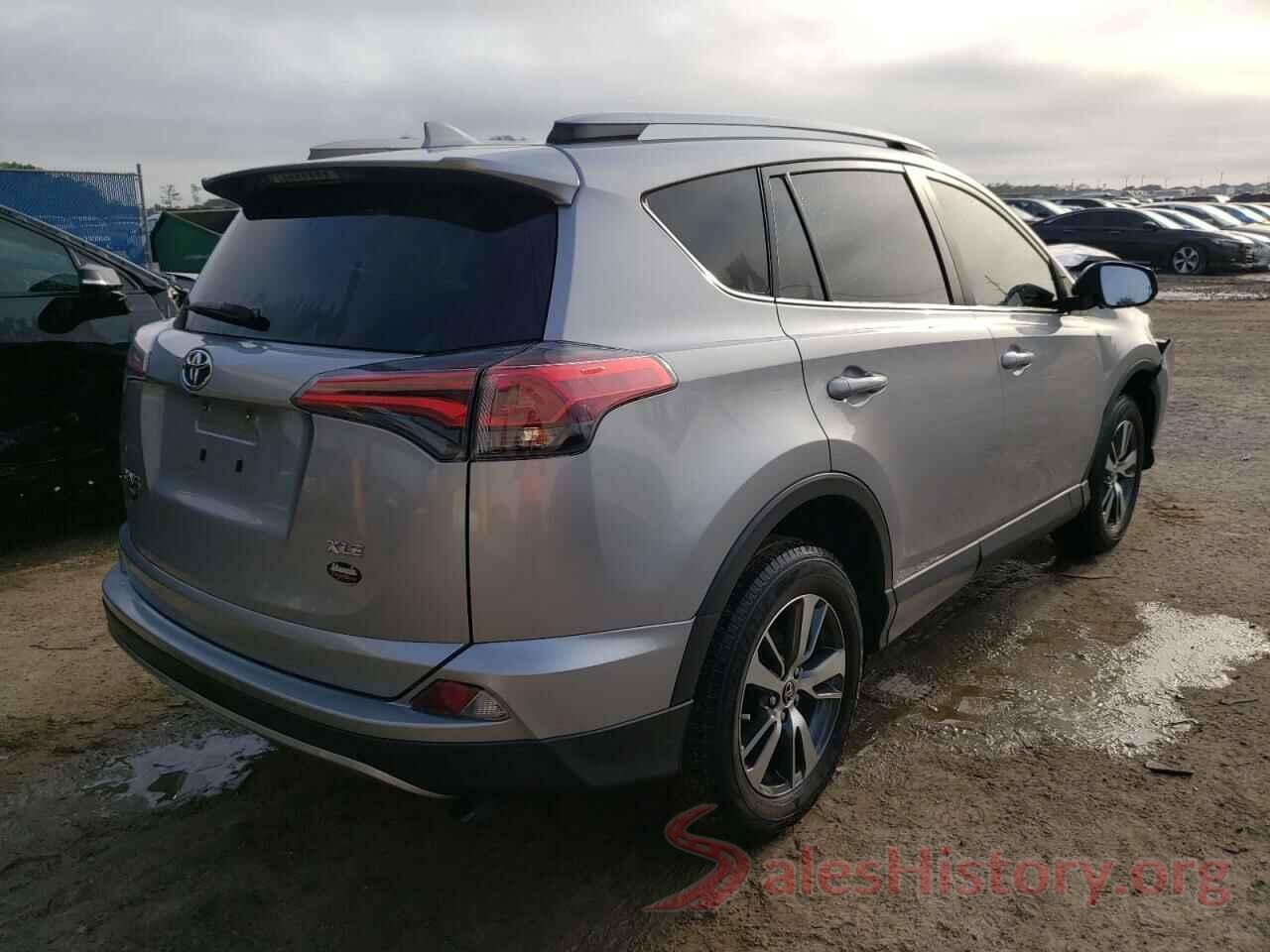 JTMWFREV3JD118944 2018 TOYOTA RAV4