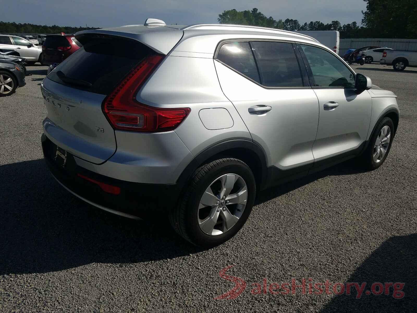 YV4AC2HK5K2106106 2019 VOLVO XC40