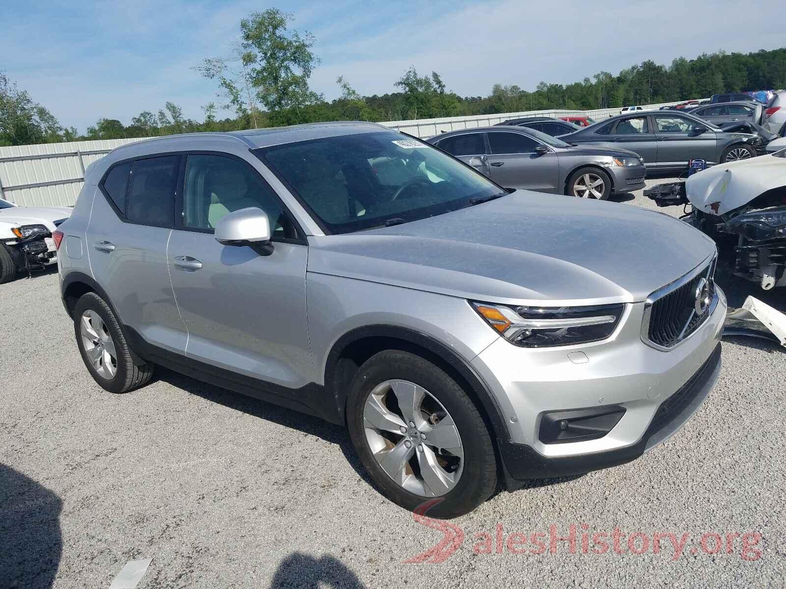 YV4AC2HK5K2106106 2019 VOLVO XC40