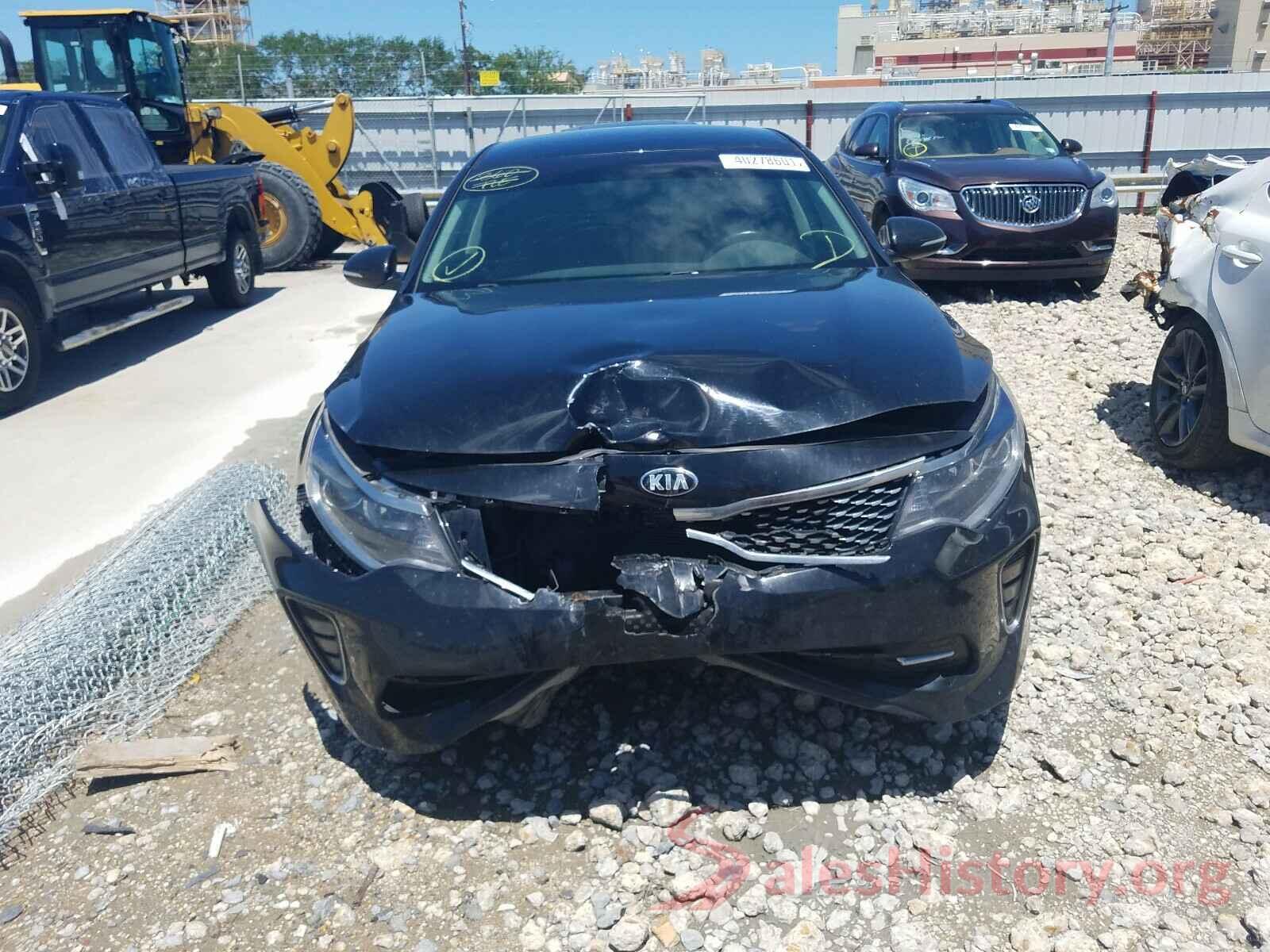 5XXGT4L30JG250051 2018 KIA OPTIMA