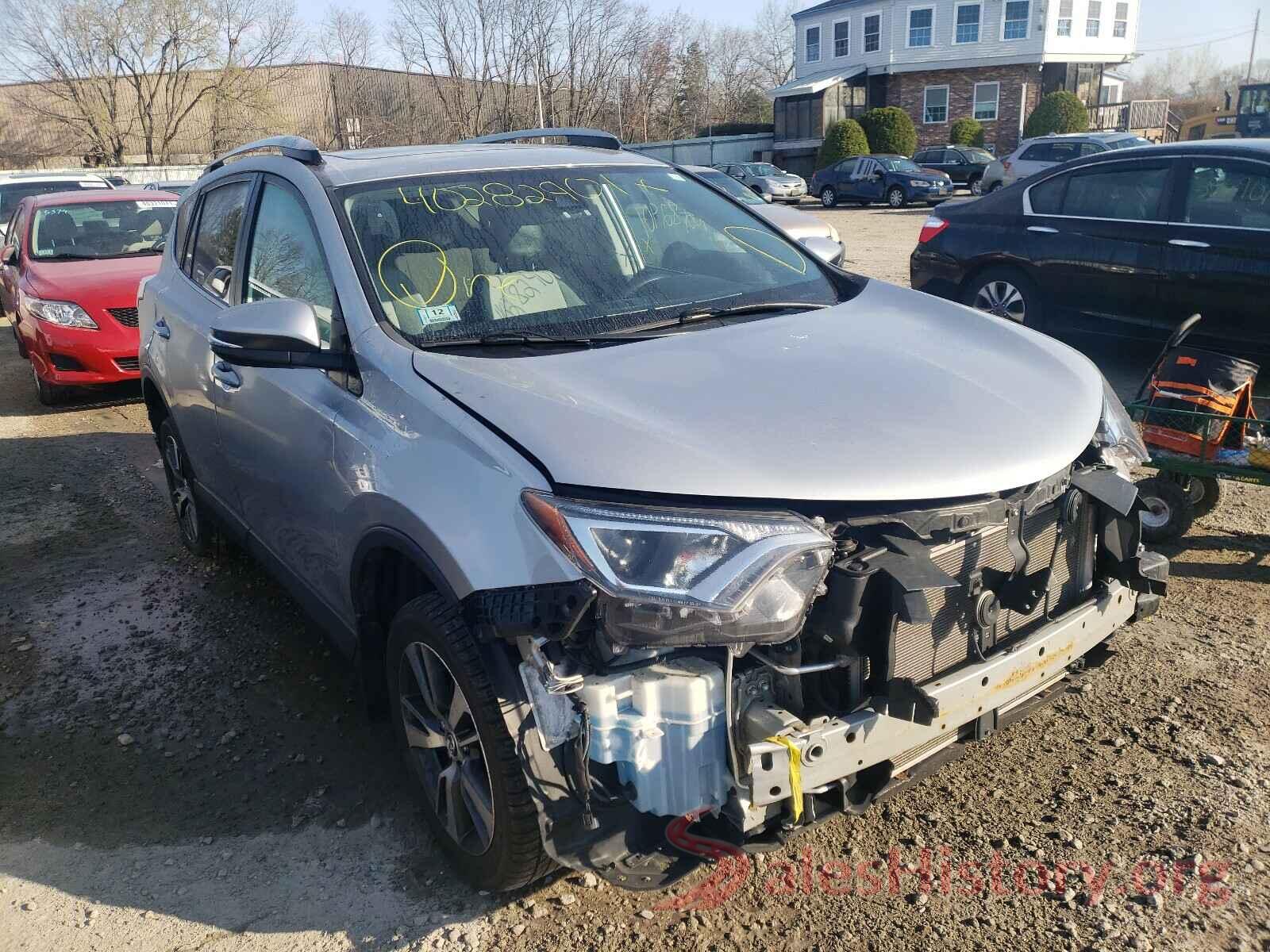 2T3RFREV8HW680512 2017 TOYOTA RAV4