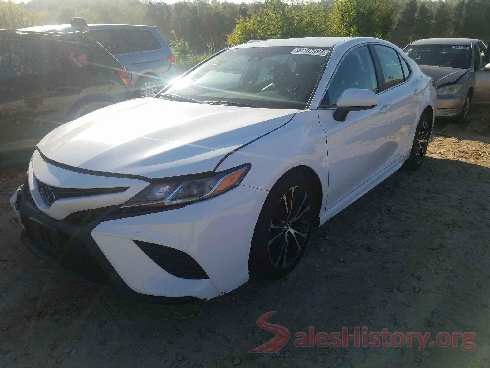 4T1B11HK1KU232261 2019 TOYOTA CAMRY