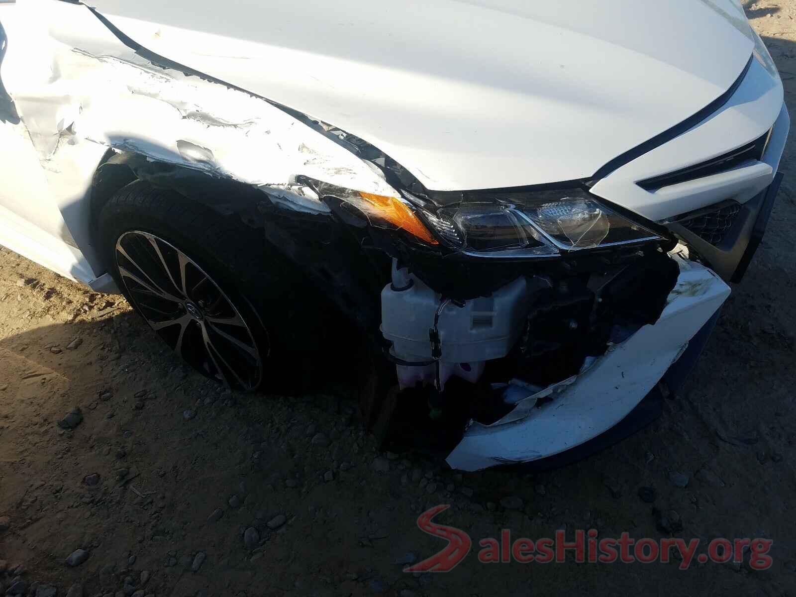 4T1B11HK1KU232261 2019 TOYOTA CAMRY