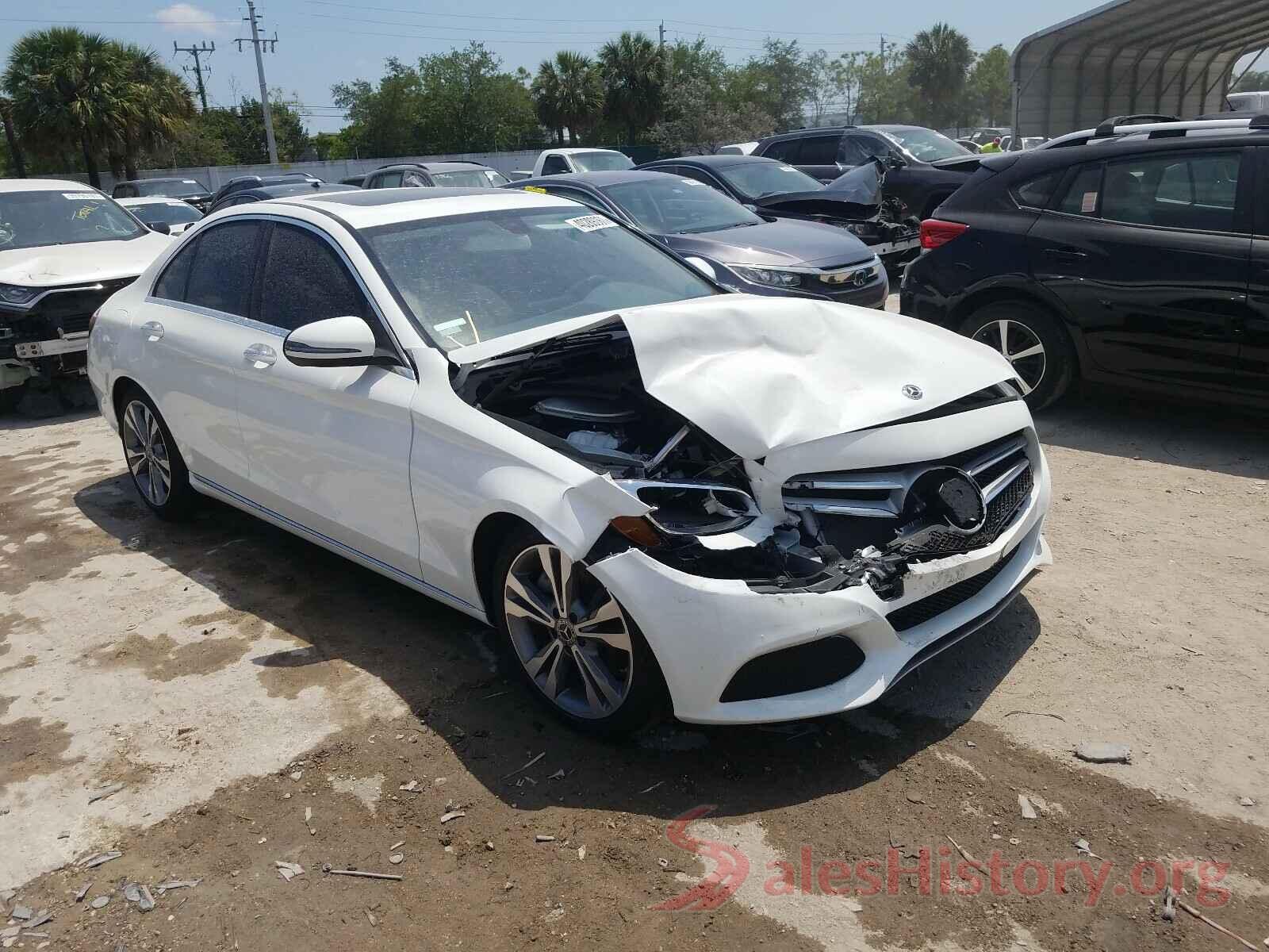 55SWF4JB7JU275124 2018 MERCEDES-BENZ C CLASS