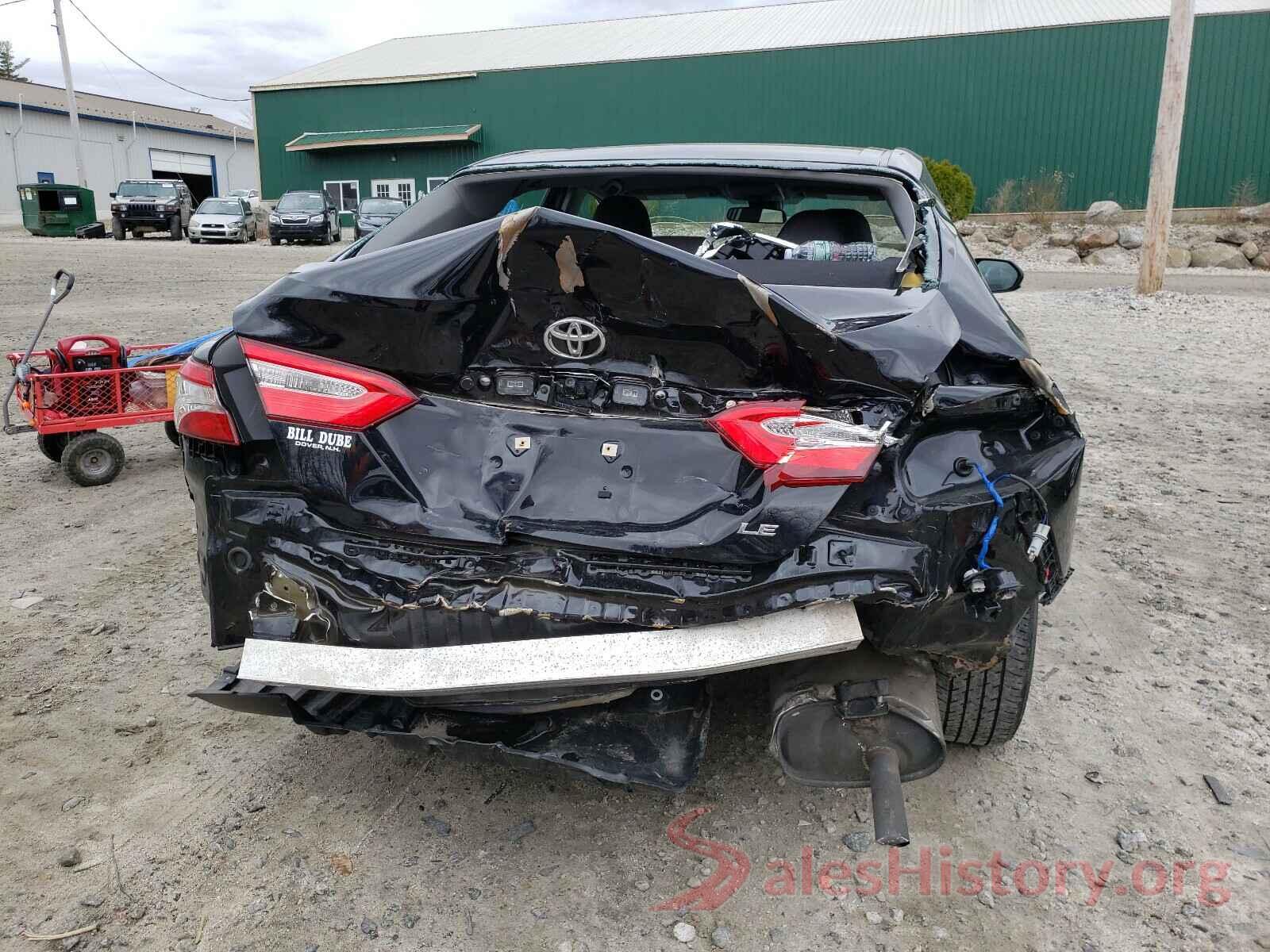 4T1B11HK5JU081567 2018 TOYOTA CAMRY