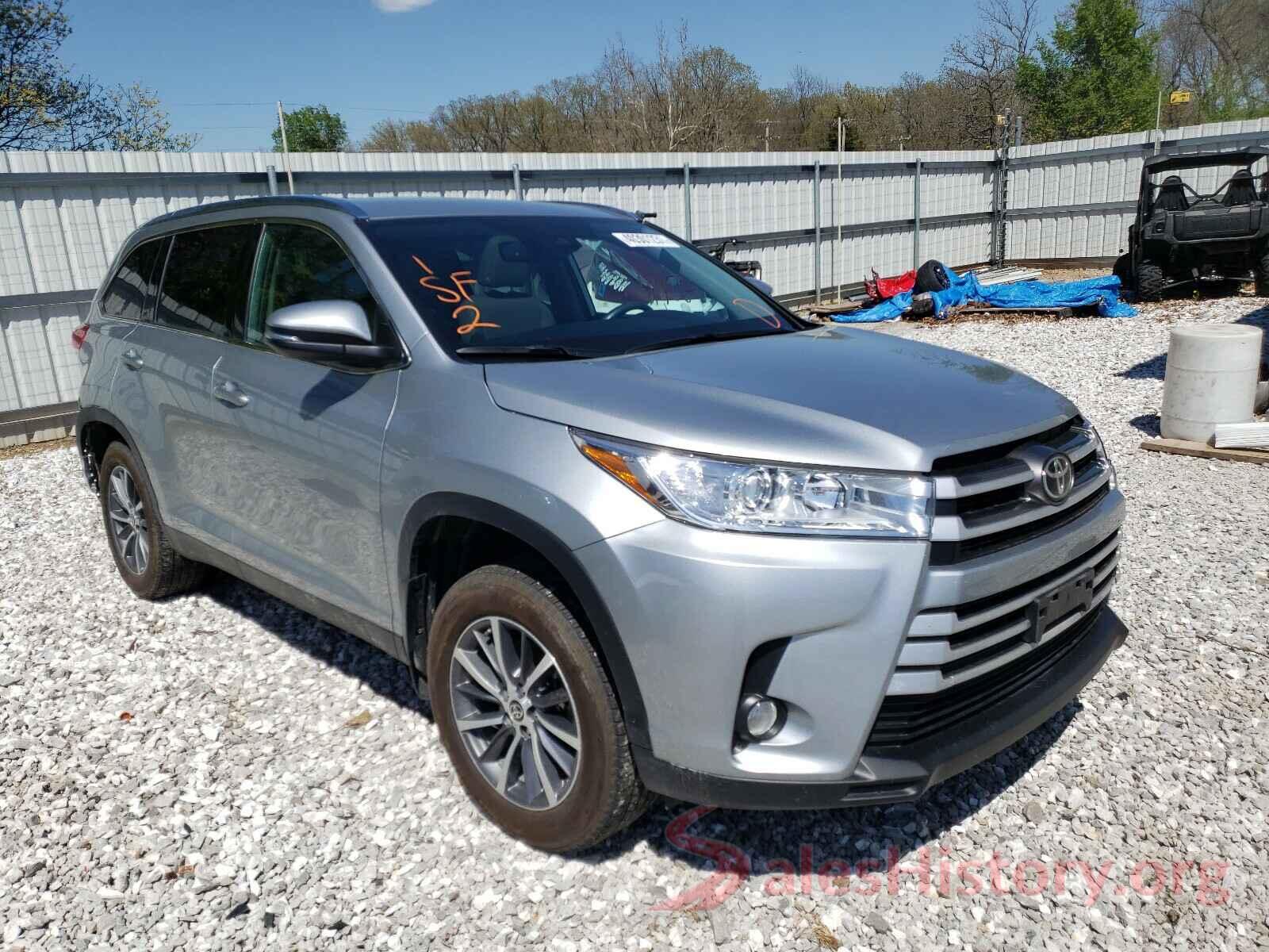 5TDJZRFHXKS629745 2019 TOYOTA HIGHLANDER