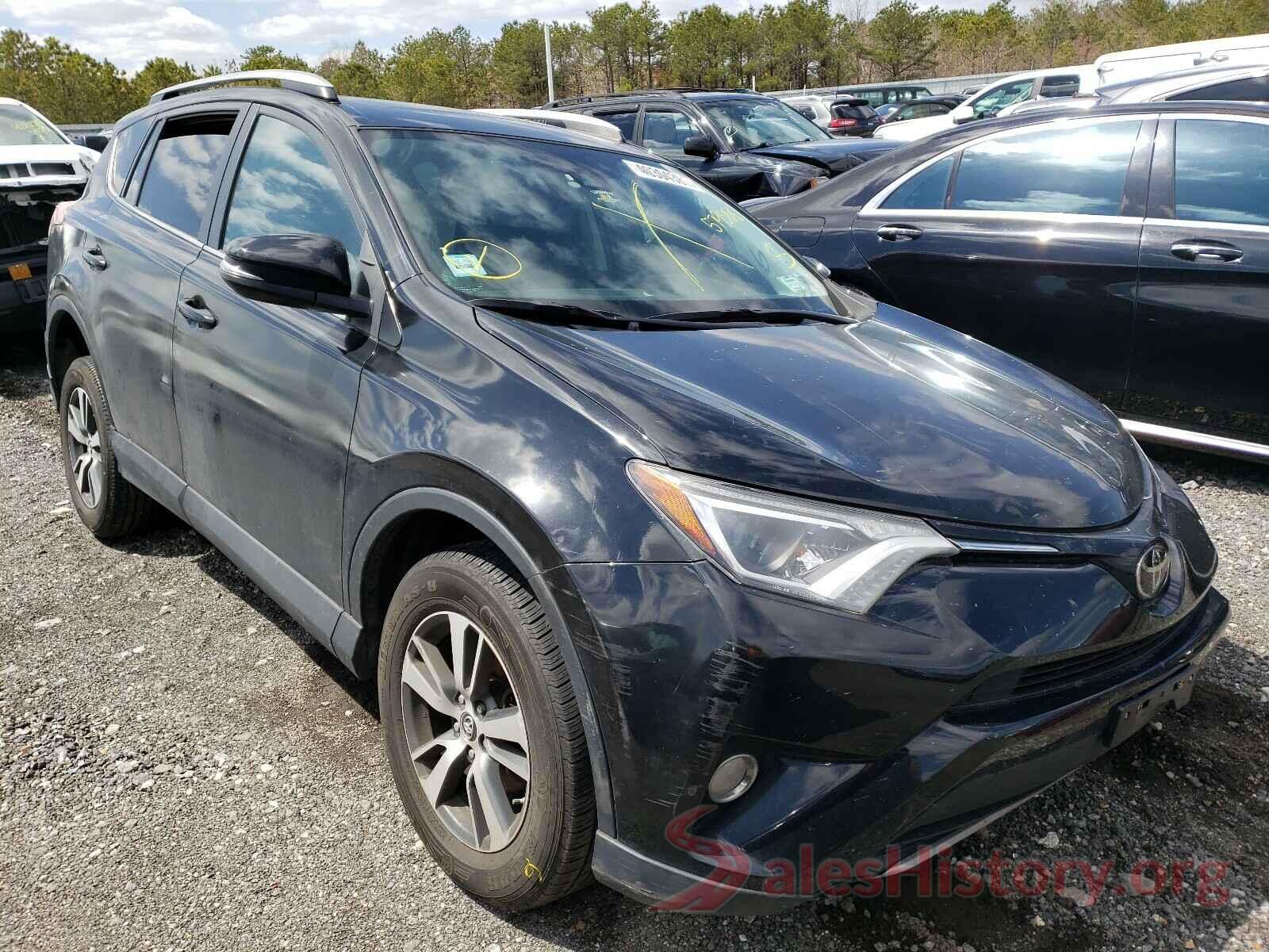 2T3RFREV7HW579588 2017 TOYOTA RAV4