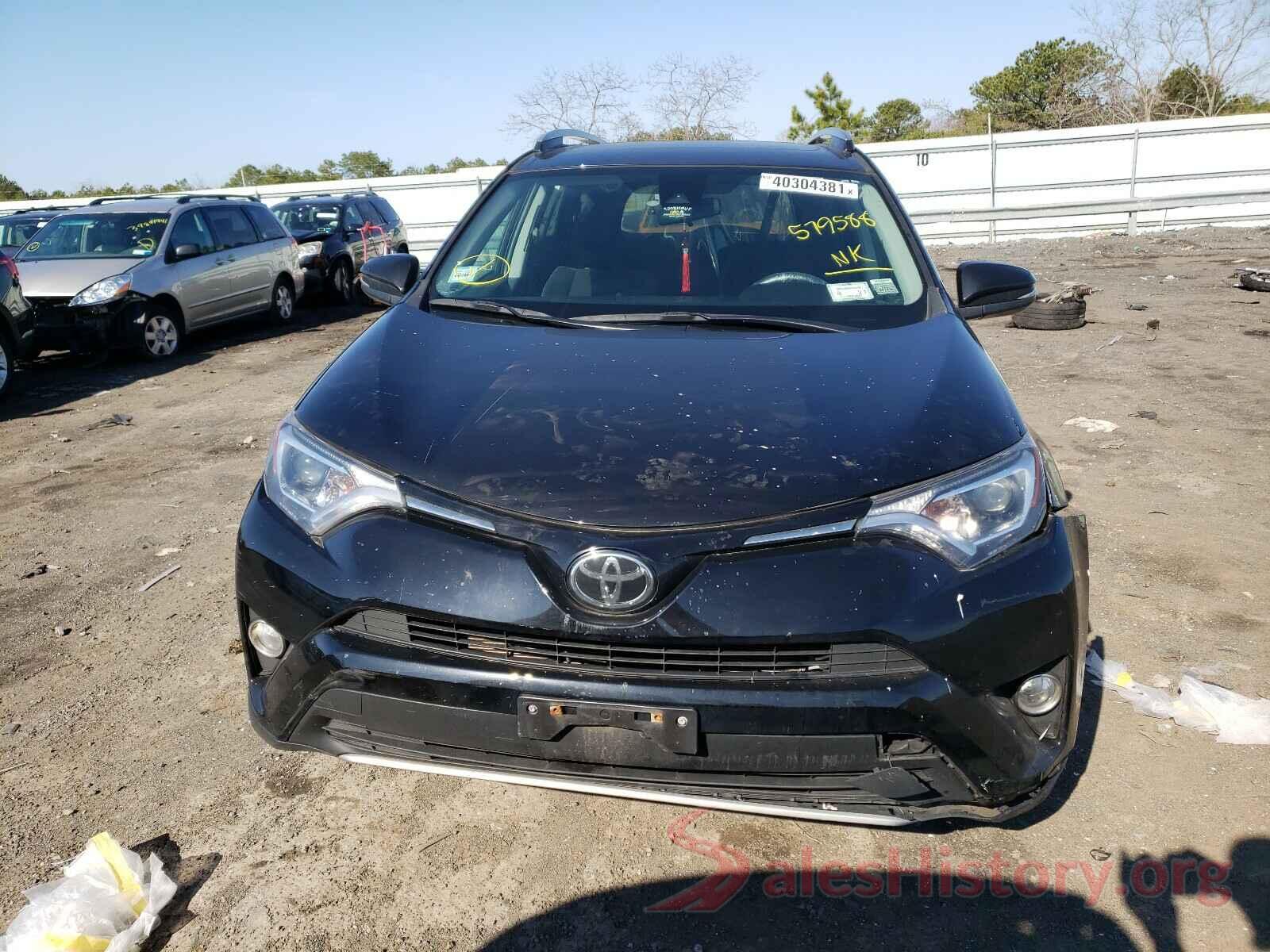 2T3RFREV7HW579588 2017 TOYOTA RAV4