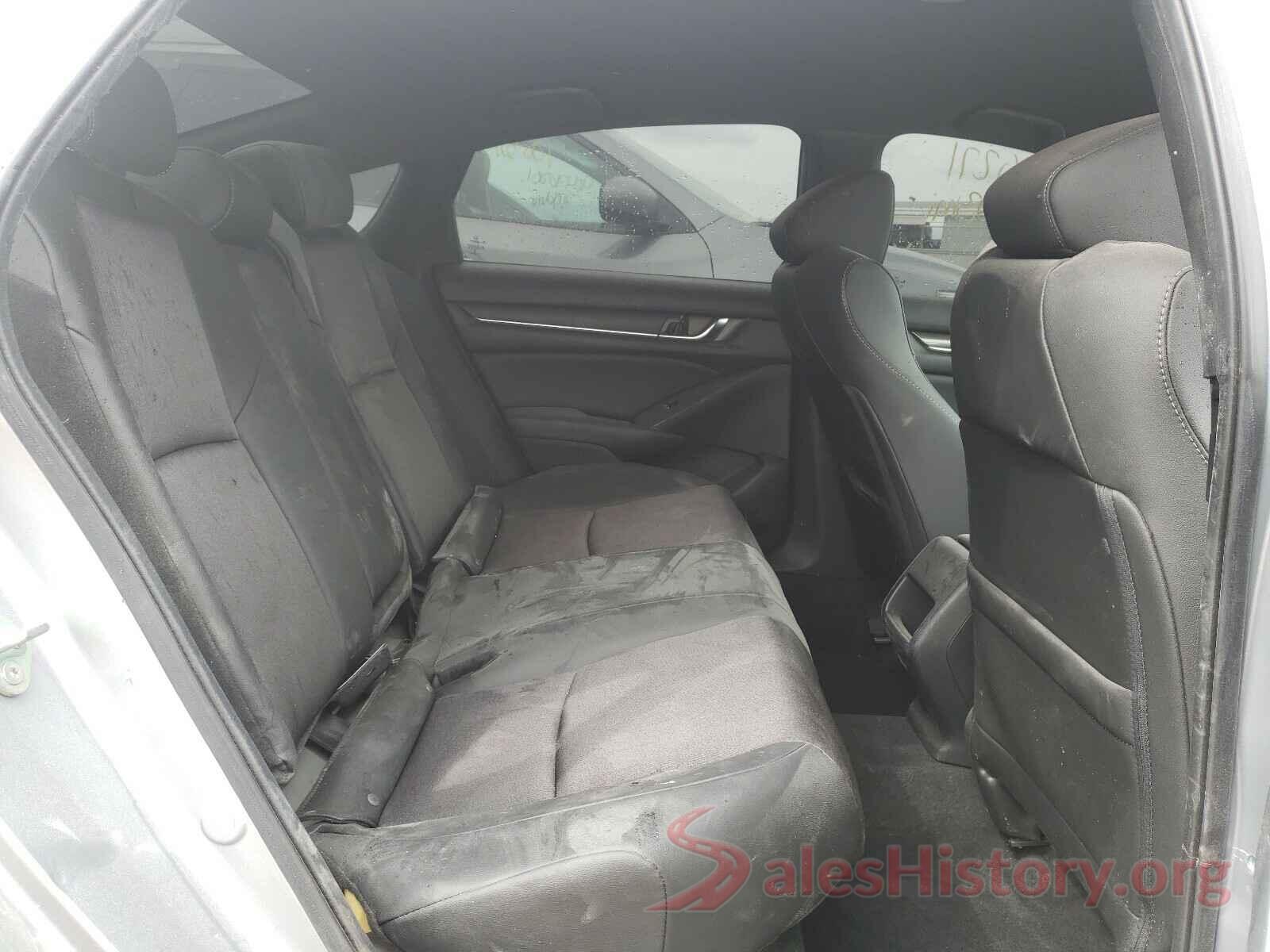 1HGCV1F33KA115745 2019 HONDA ACCORD