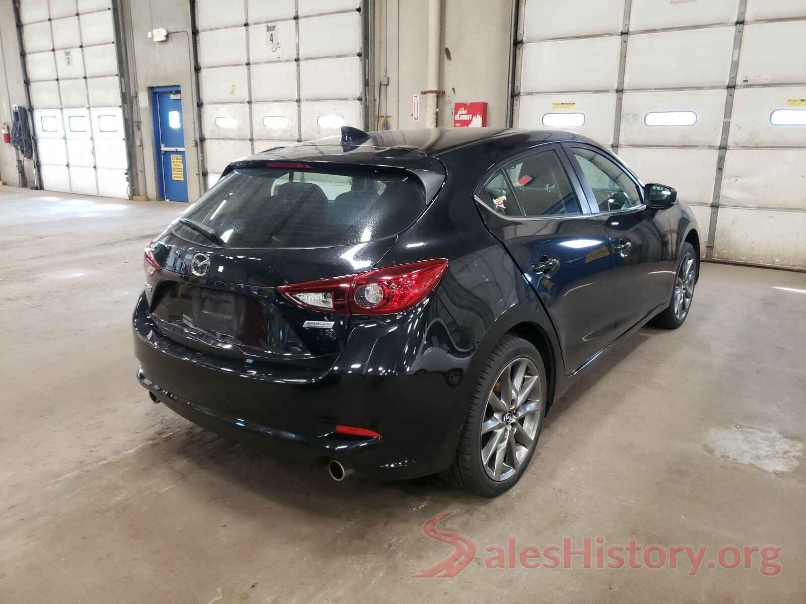 3MZBN1L30JM223320 2018 MAZDA 3