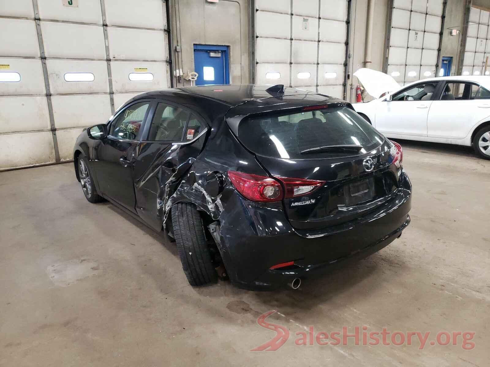 3MZBN1L30JM223320 2018 MAZDA 3