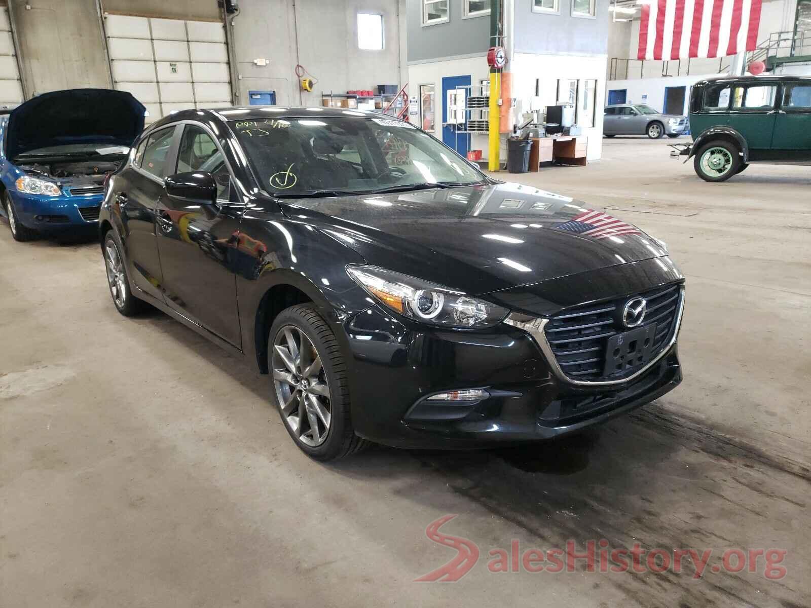 3MZBN1L30JM223320 2018 MAZDA 3