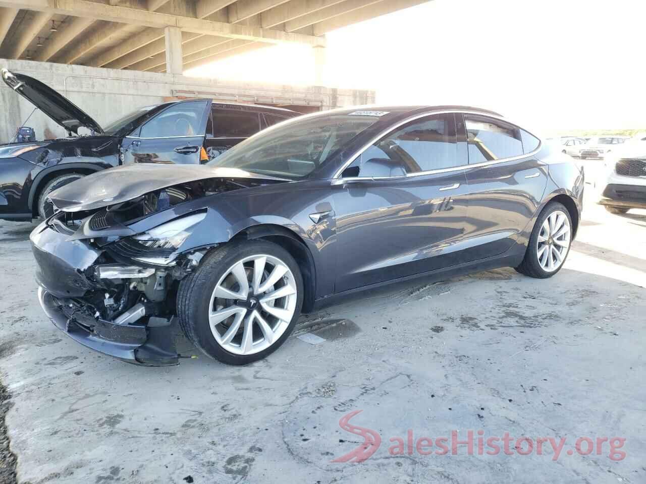 5YJ3E1EAXJF059307 2018 TESLA MODEL 3