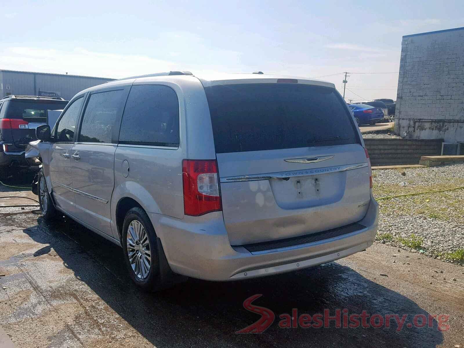 2A4RR6DGXBR780132 2011 CHRYSLER TOWN & COU