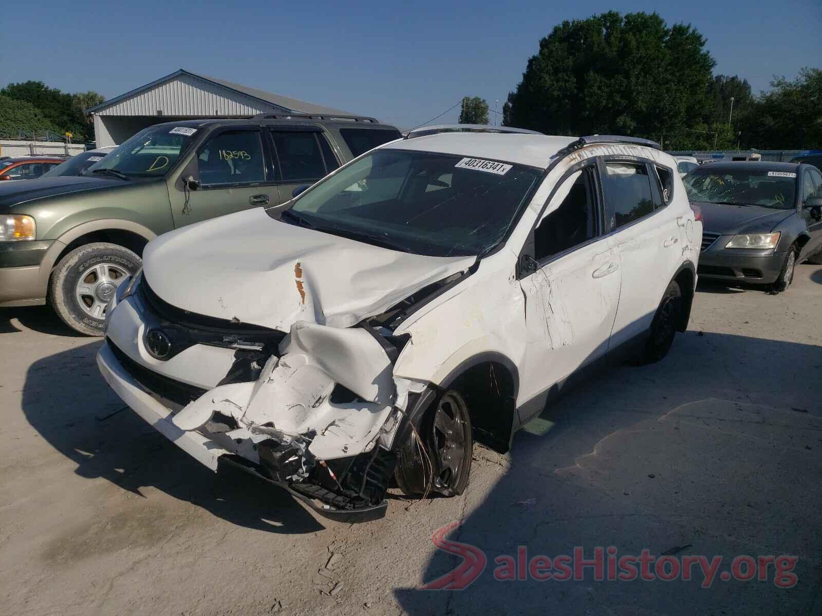 2T3BFREV3JW831893 2018 TOYOTA RAV4