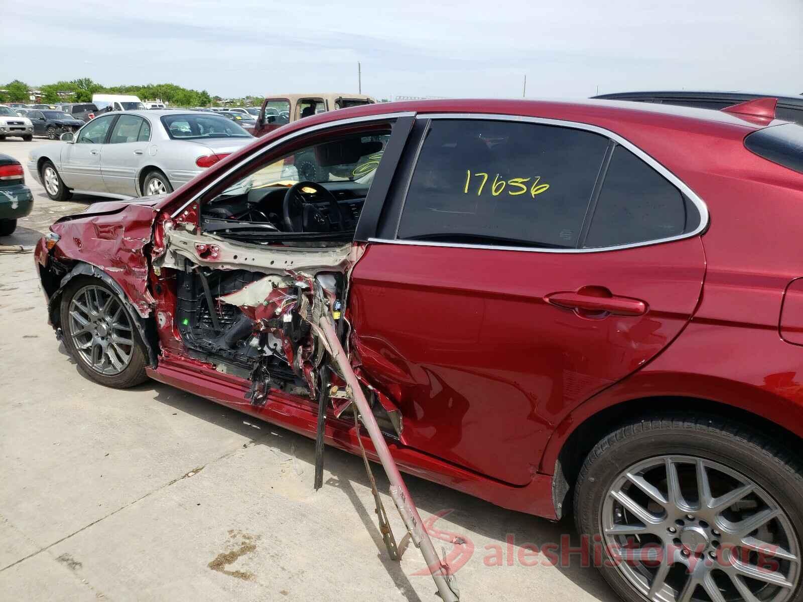 4T1B11HK7KU761794 2019 TOYOTA CAMRY