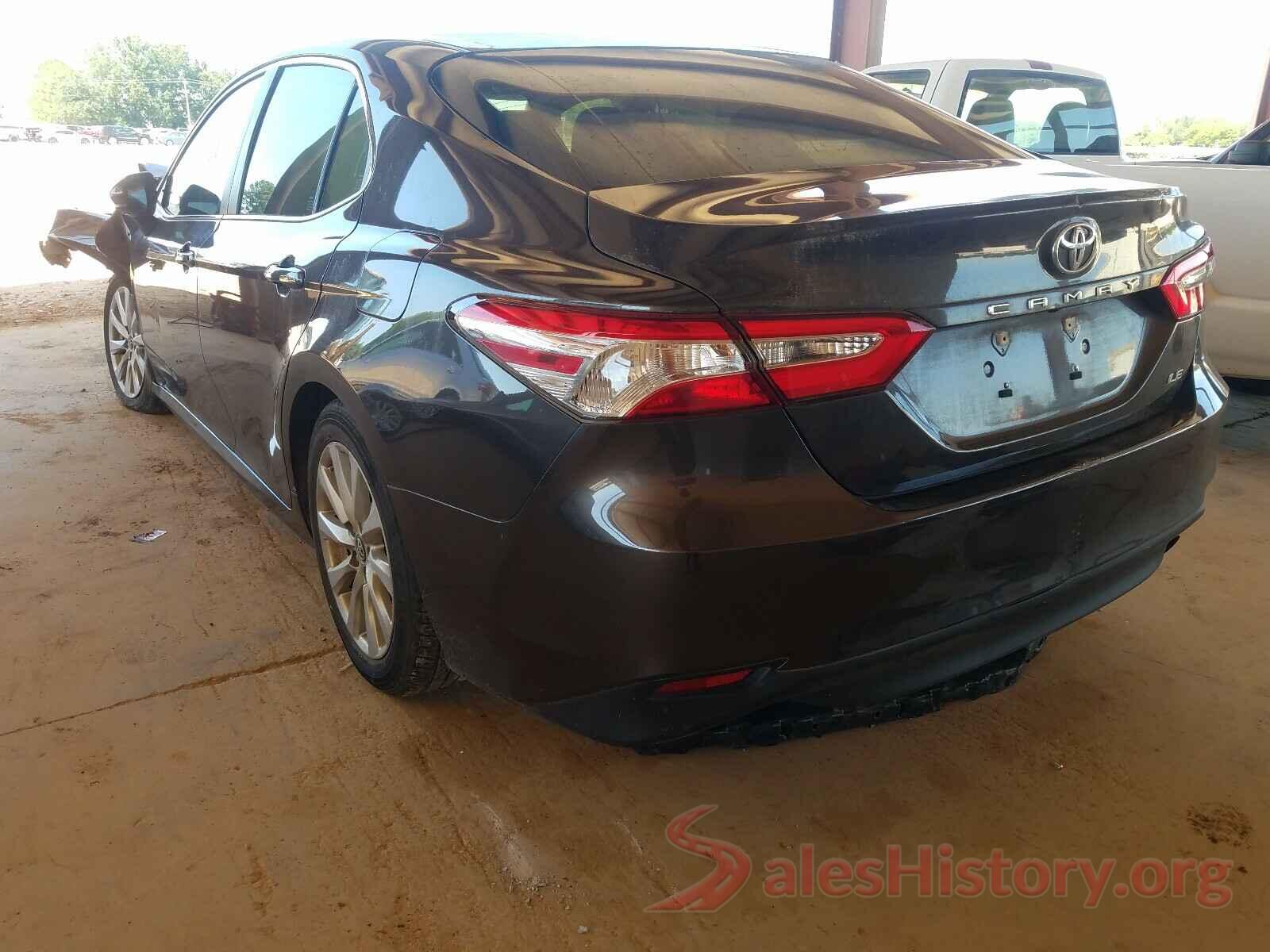 JTNB11HK5J3009435 2018 TOYOTA CAMRY