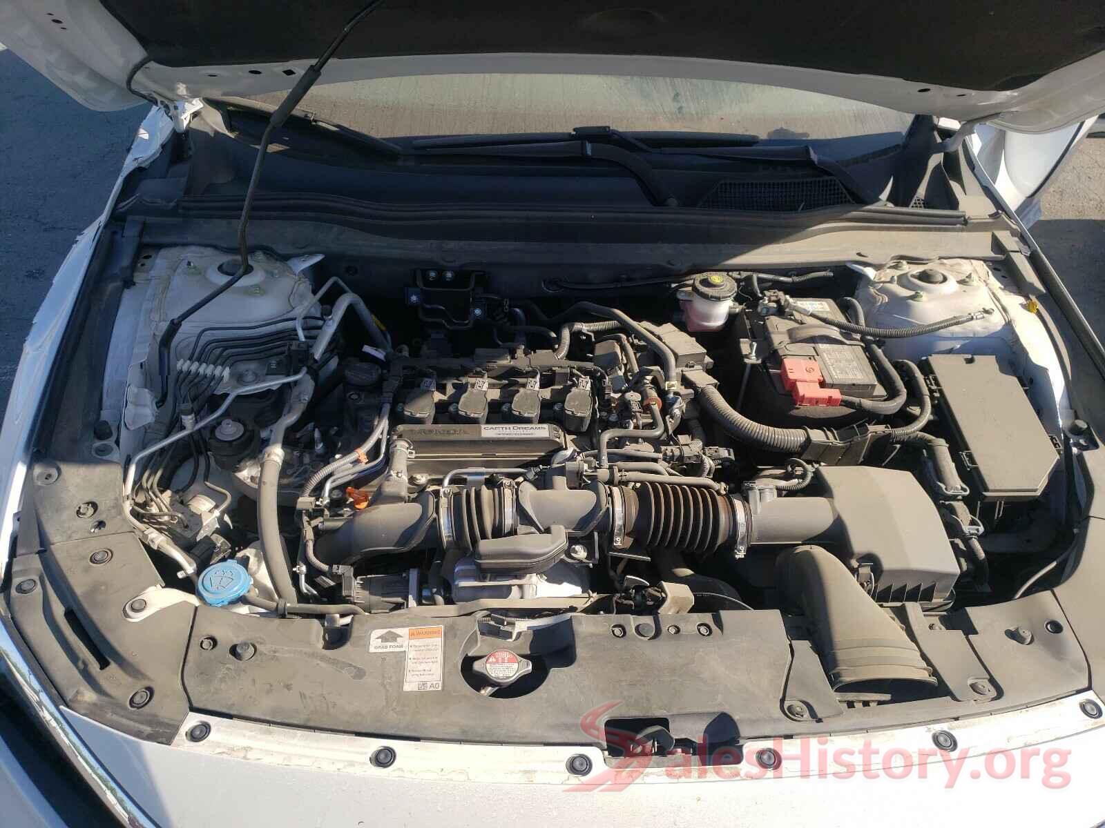 1HGCV1F48JA071782 2018 HONDA ACCORD