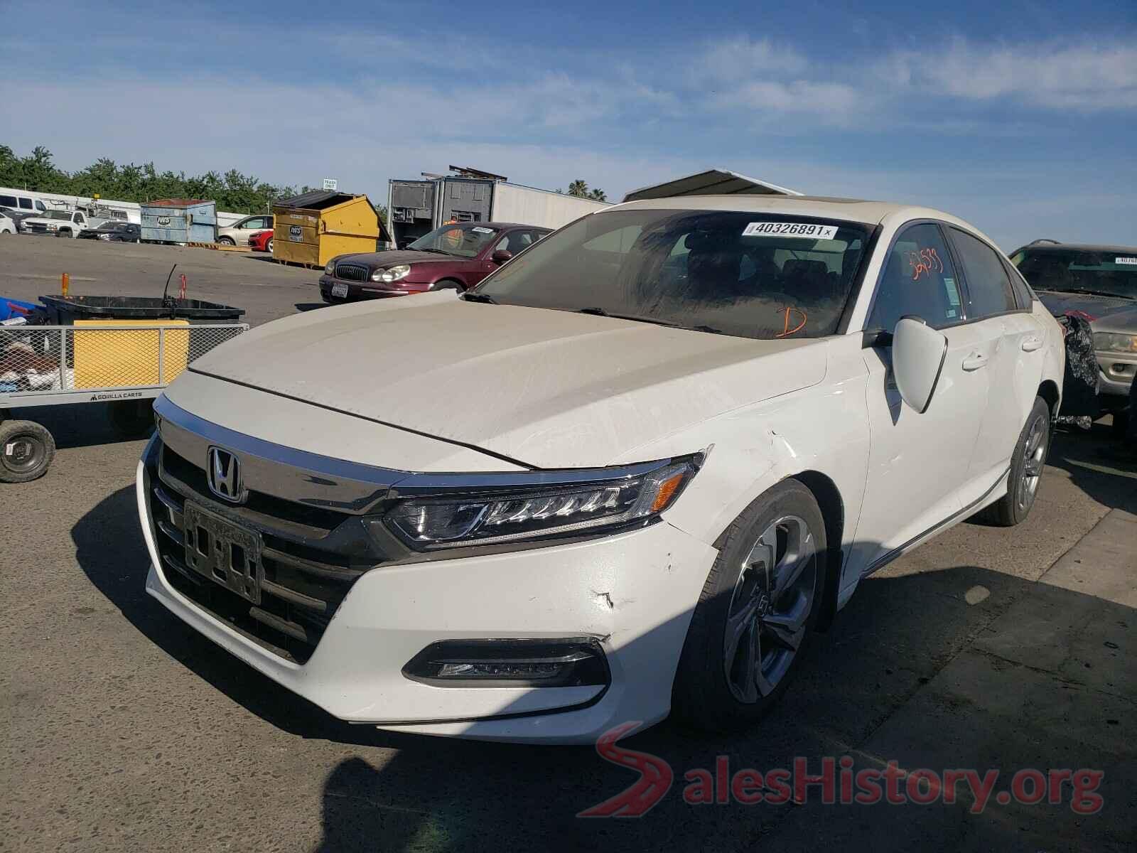 1HGCV1F48JA071782 2018 HONDA ACCORD