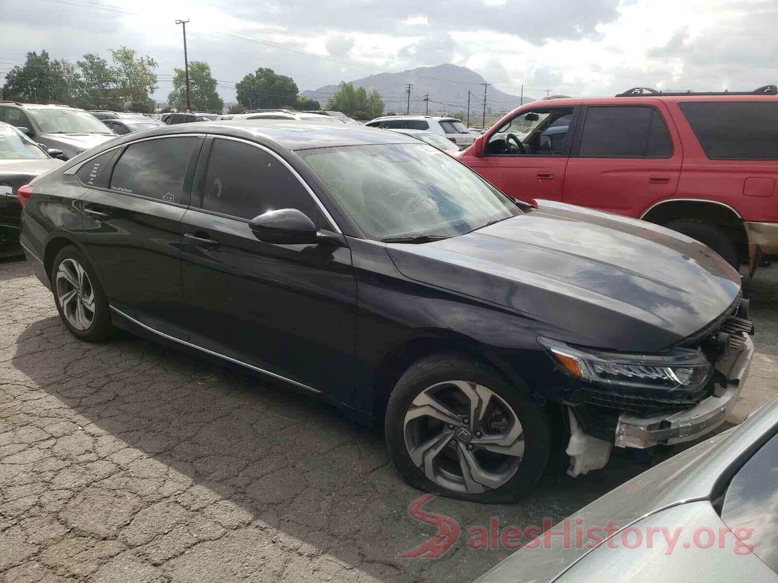 1HGCV2F50JA032960 2018 HONDA ACCORD