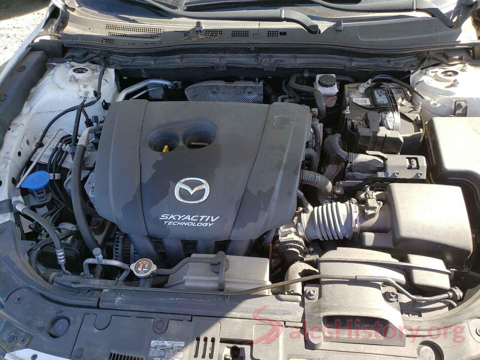 3MZBN1V33JM190570 2018 MAZDA 3