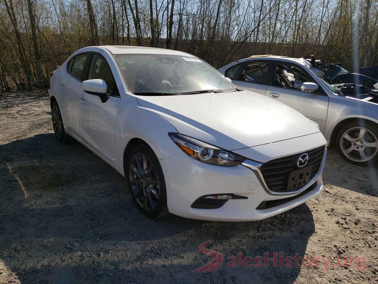 3MZBN1V33JM190570 2018 MAZDA 3