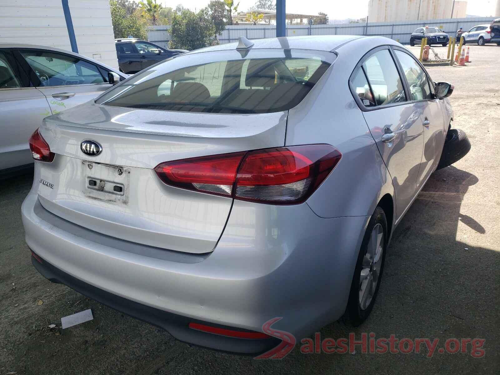 3KPFL4A72HE021360 2017 KIA FORTE