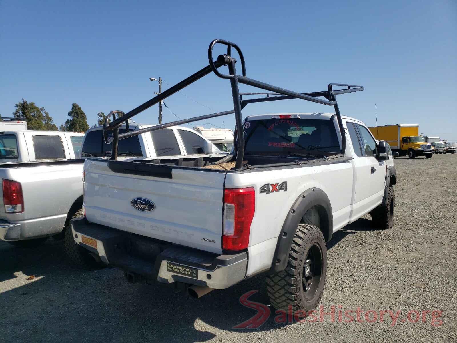 1FT7X2B66HEF39468 2017 FORD F250