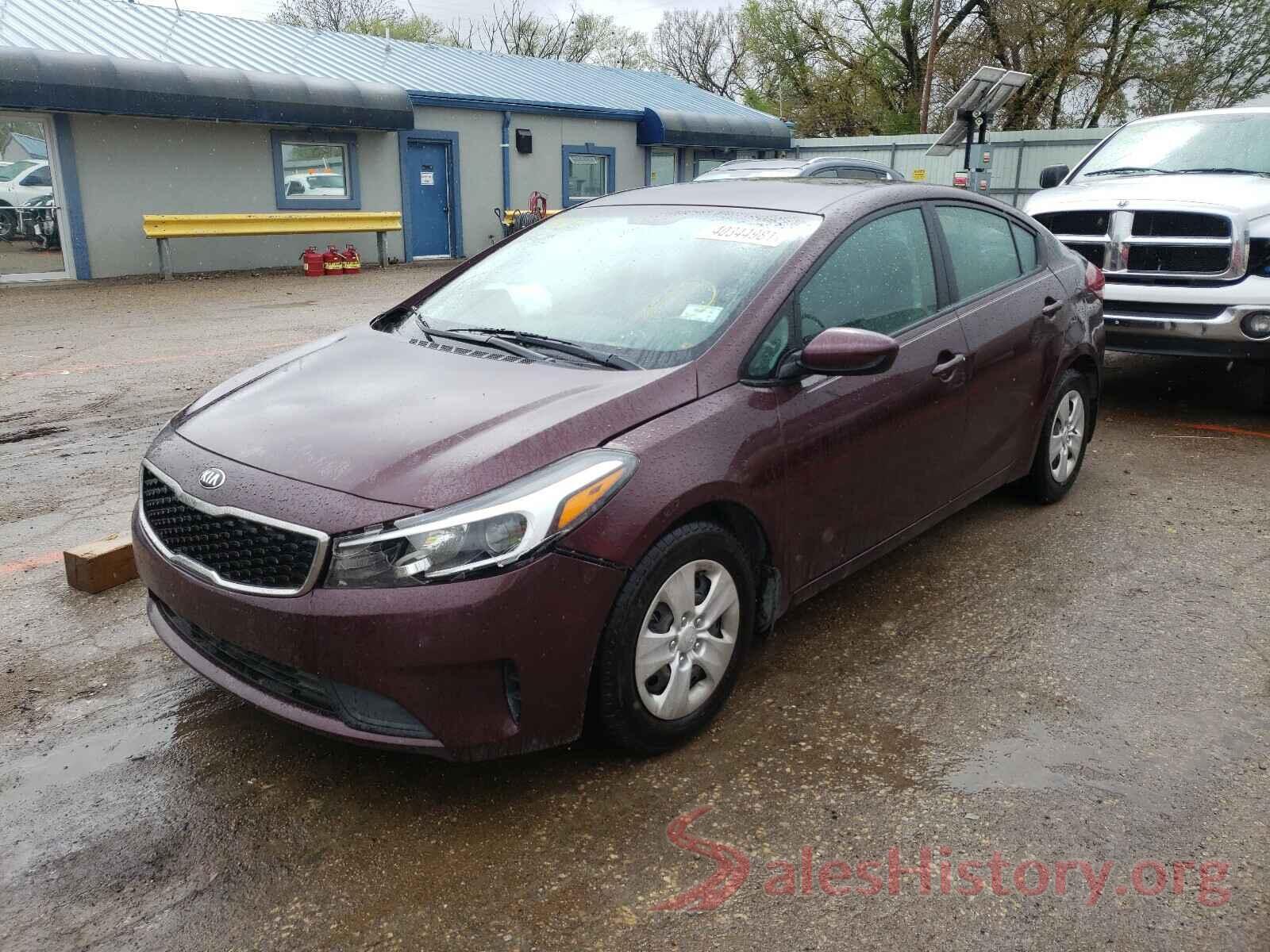 3KPFK4A7XHE098187 2017 KIA FORTE