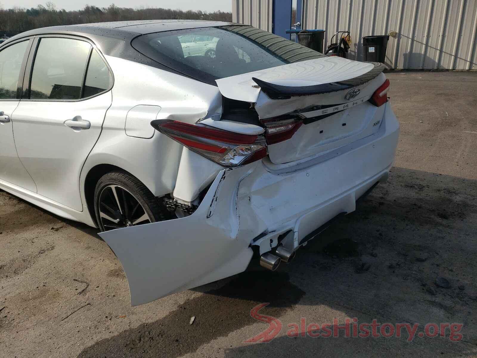 4T1B61HK7JU048653 2018 TOYOTA CAMRY