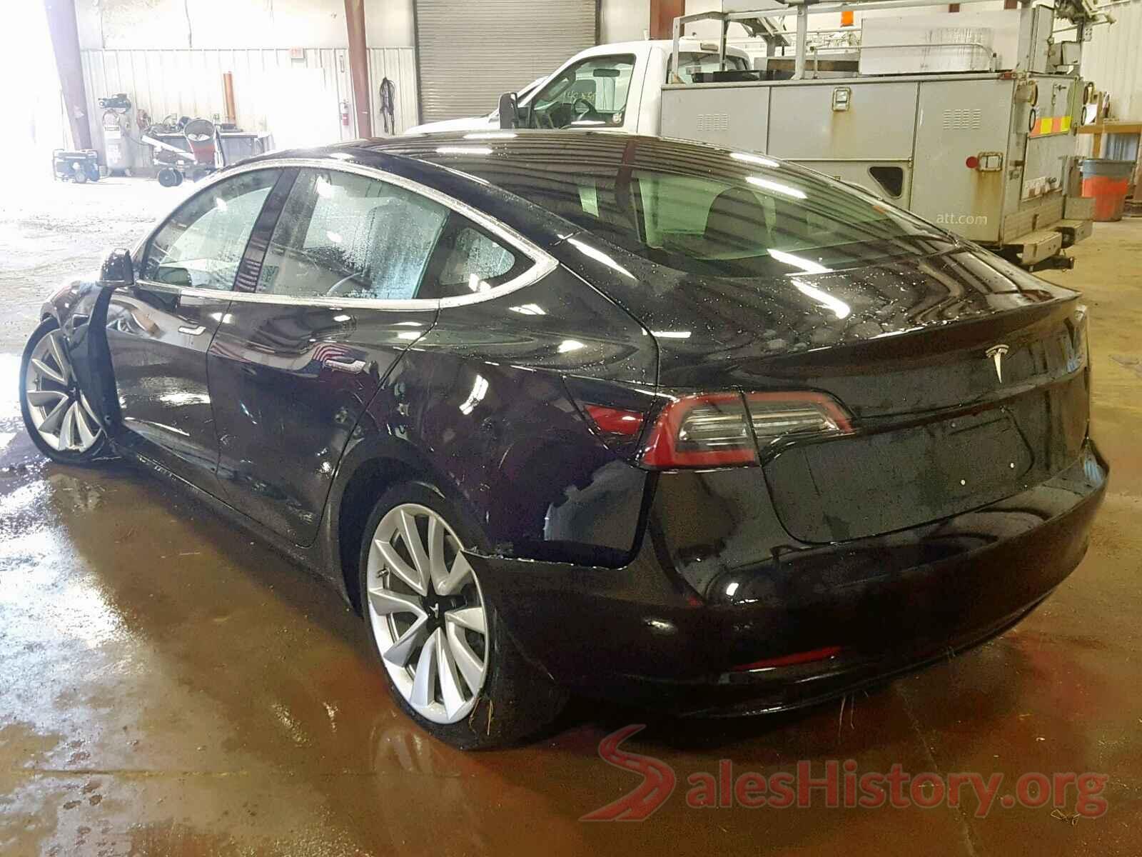 5YJ3E1EB2JF071637 2018 TESLA MODEL 3