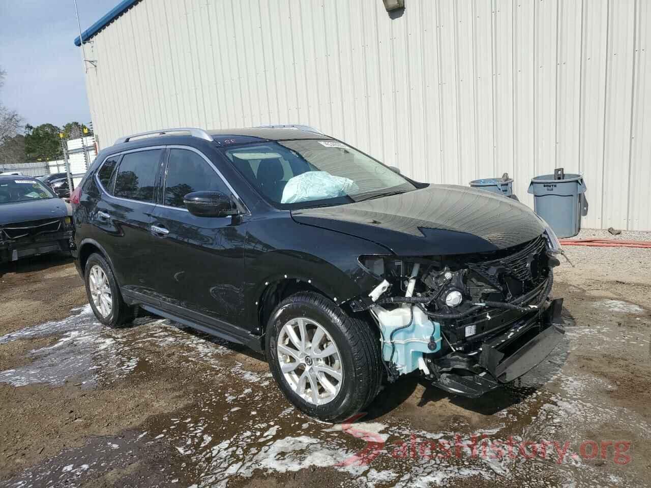 KNMAT2MT4JP595679 2018 NISSAN ROGUE