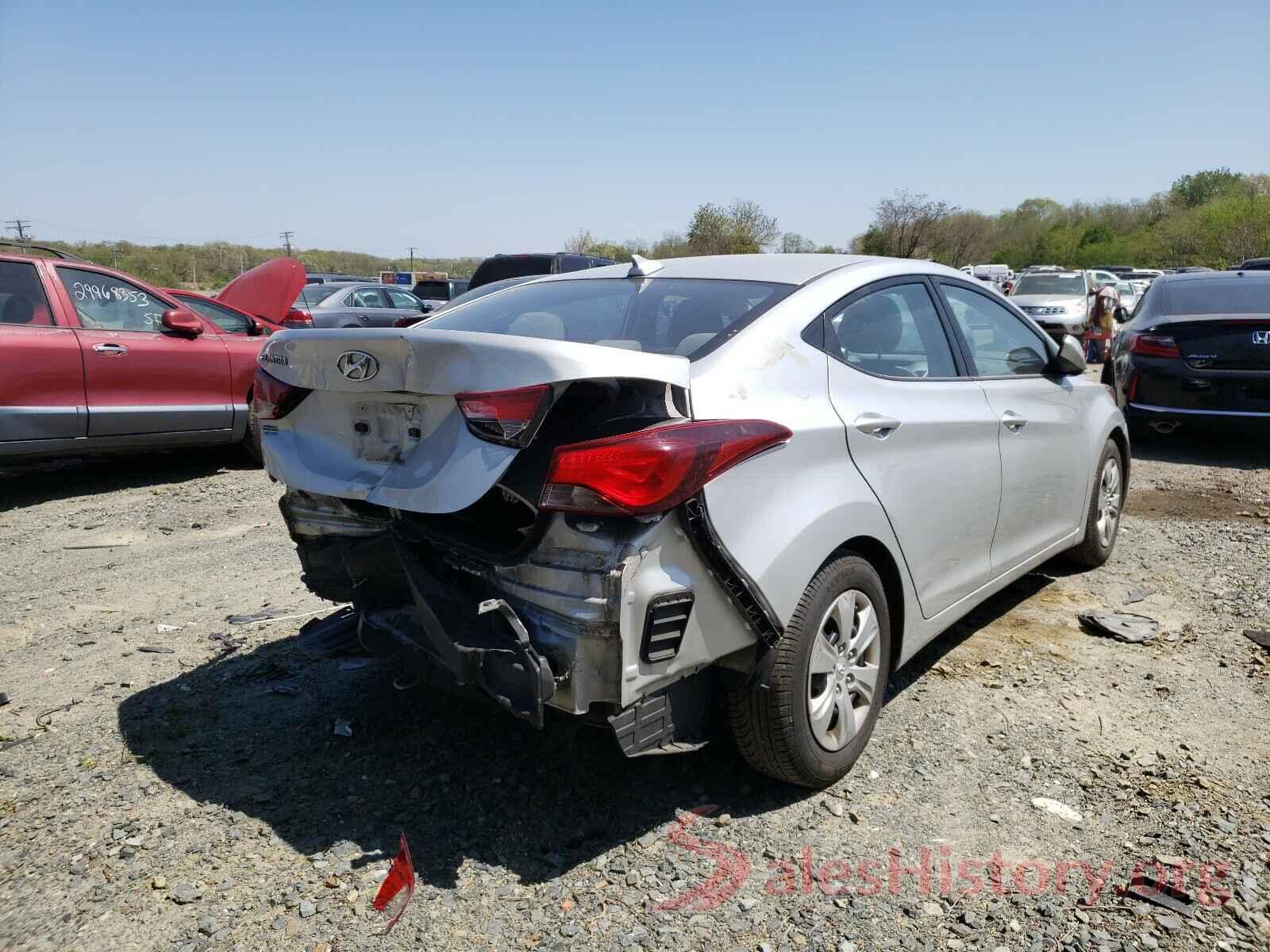 5NPDH4AE8GH779754 2016 HYUNDAI ELANTRA