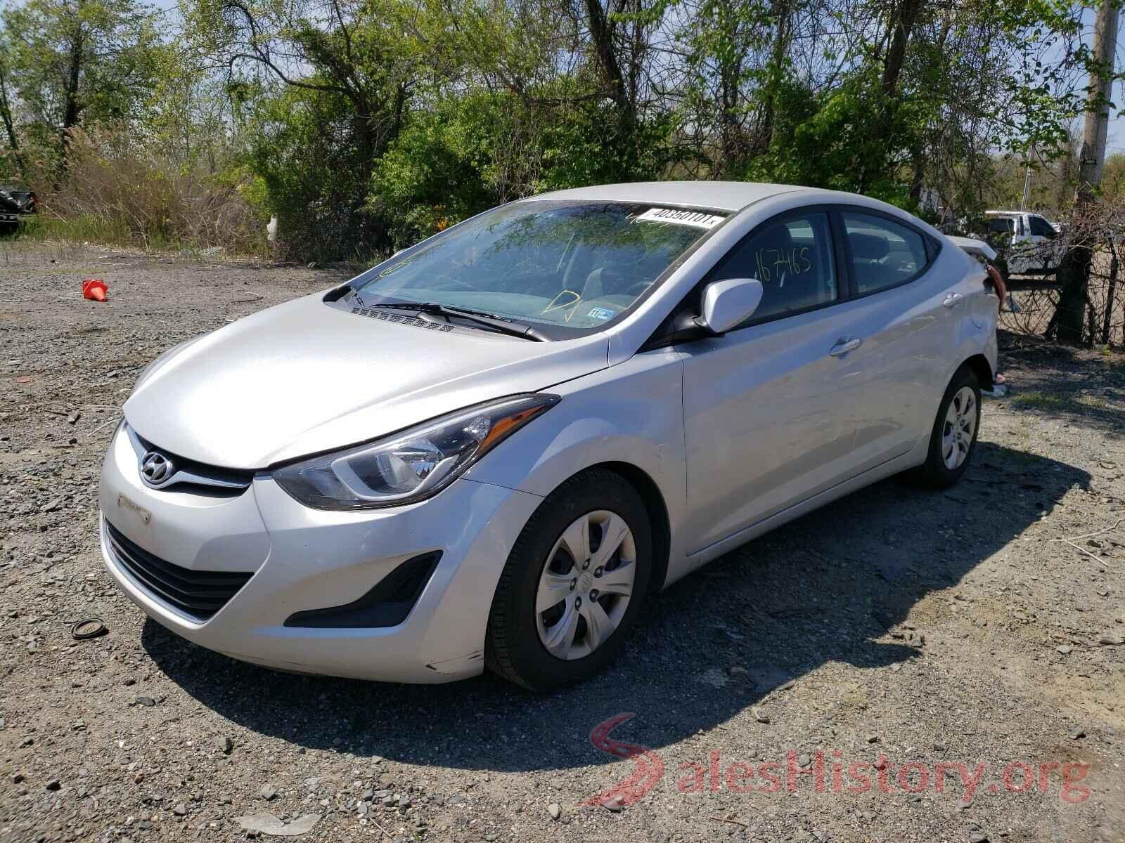 5NPDH4AE8GH779754 2016 HYUNDAI ELANTRA