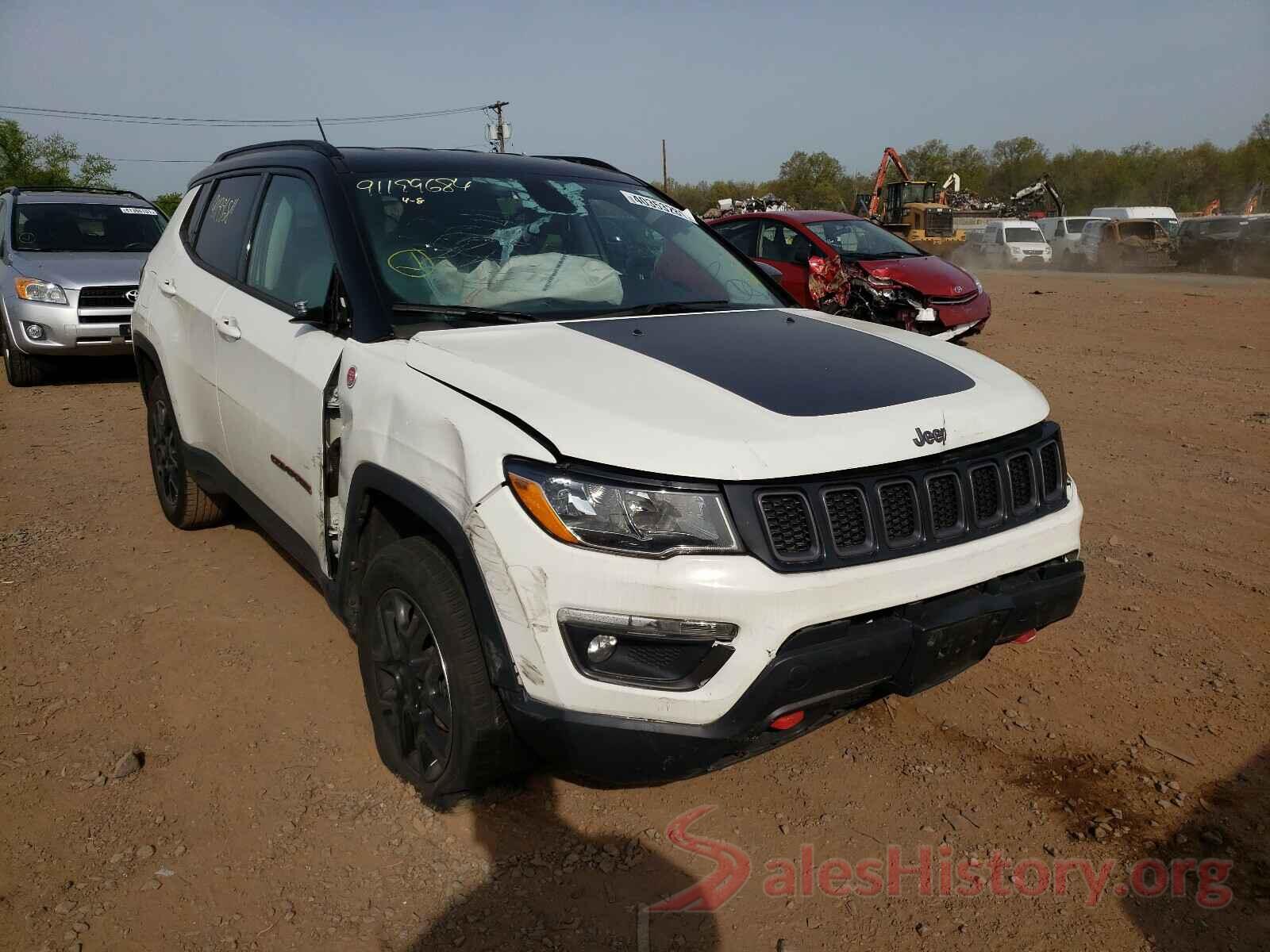 3C4NJDDB7KT695377 2019 JEEP COMPASS