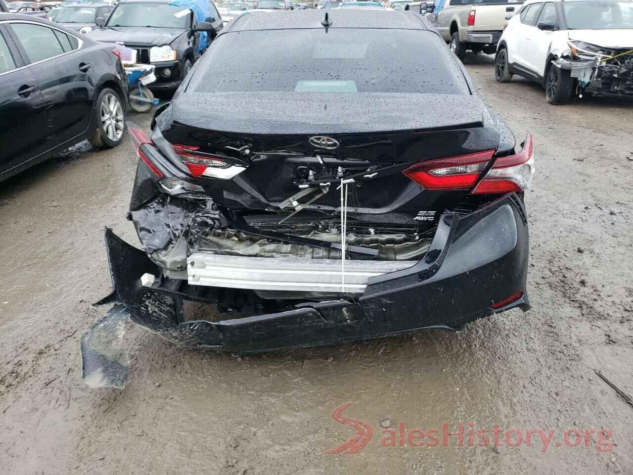 4T1T11BK4NU070174 2022 TOYOTA CAMRY