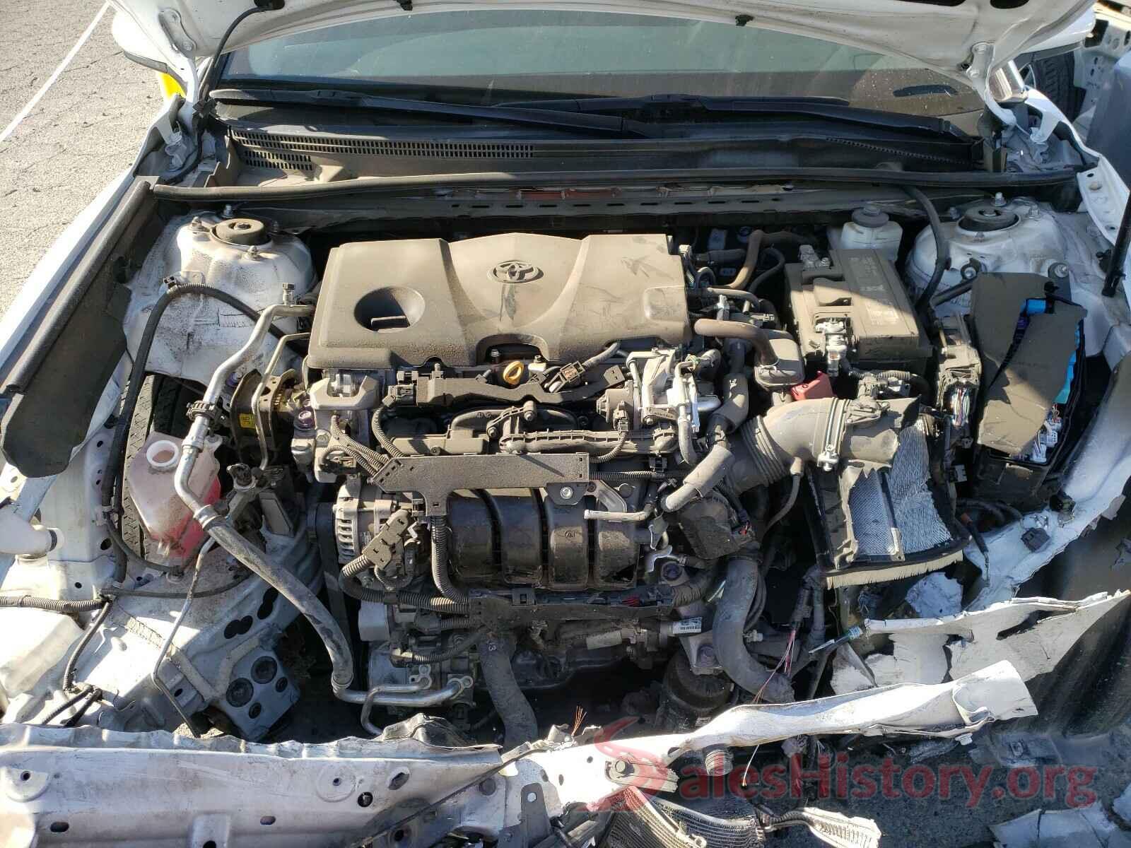 4T1B11HK0JU055894 2018 TOYOTA CAMRY