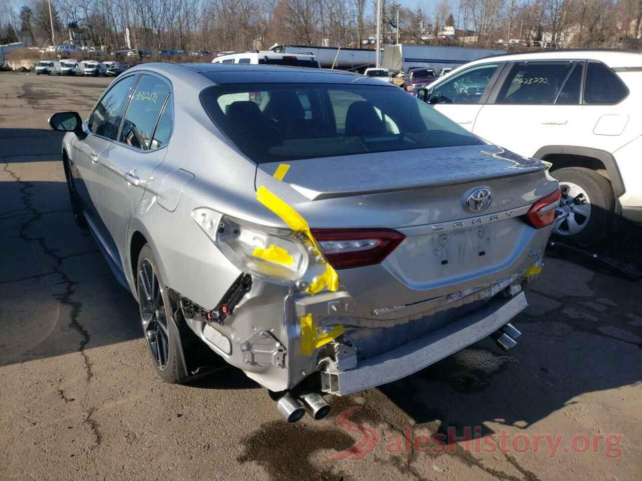 4T1B61HK3JU099194 2018 TOYOTA CAMRY