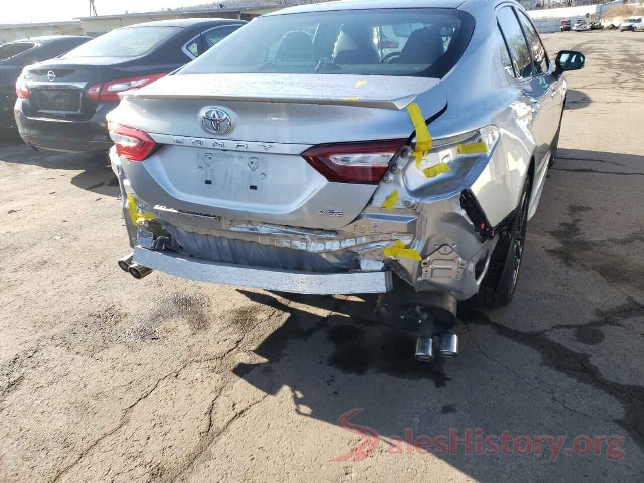 4T1B61HK3JU099194 2018 TOYOTA CAMRY