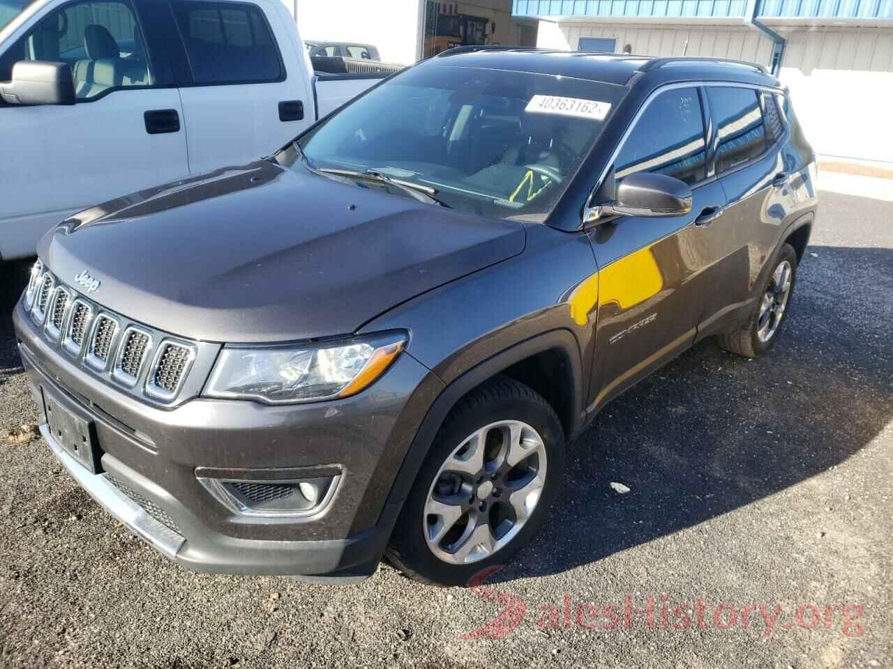 3C4NJDCBXJT397390 2018 JEEP COMPASS